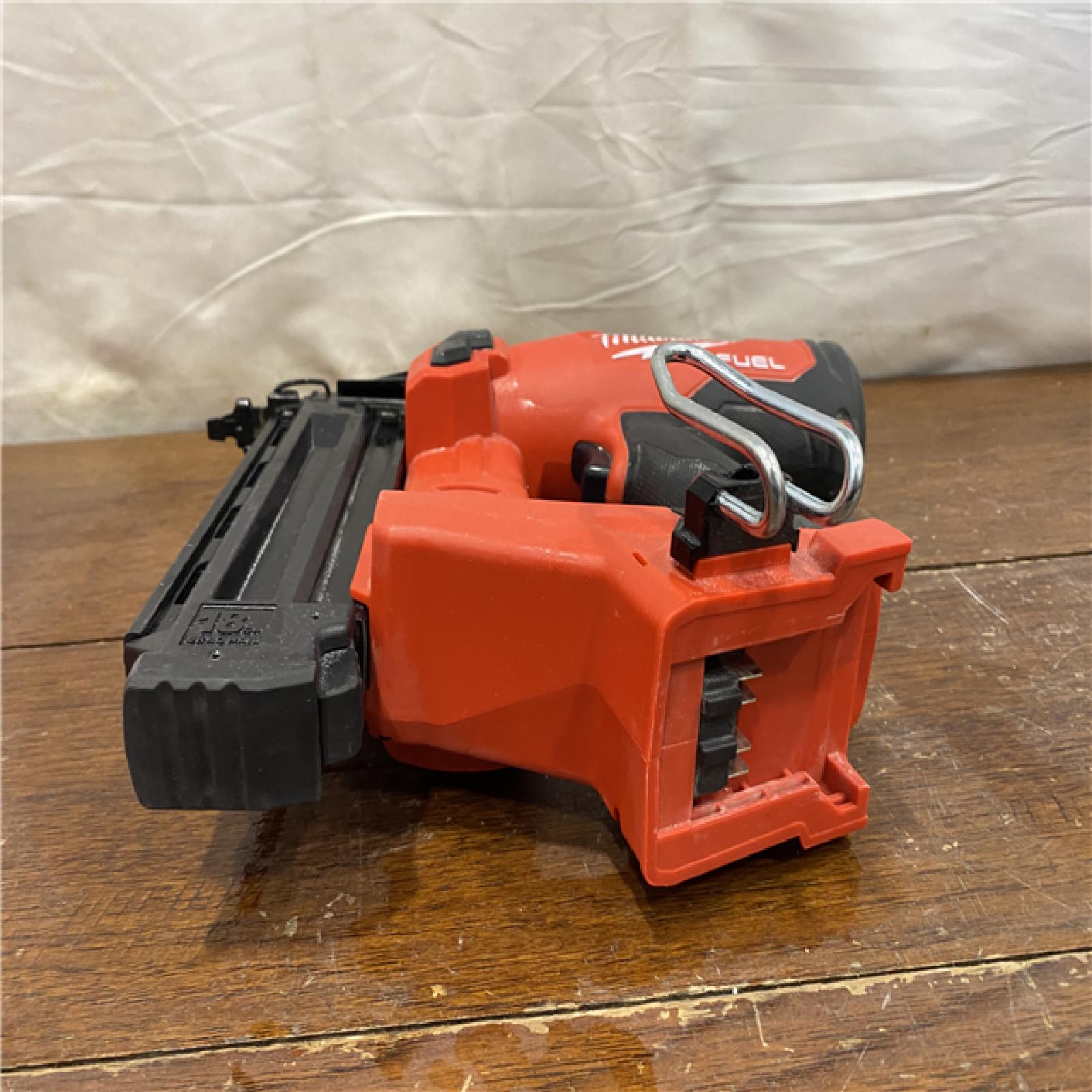 AS-IS Milwaukee M18 FUEL 18 Gauge Brad Nailer