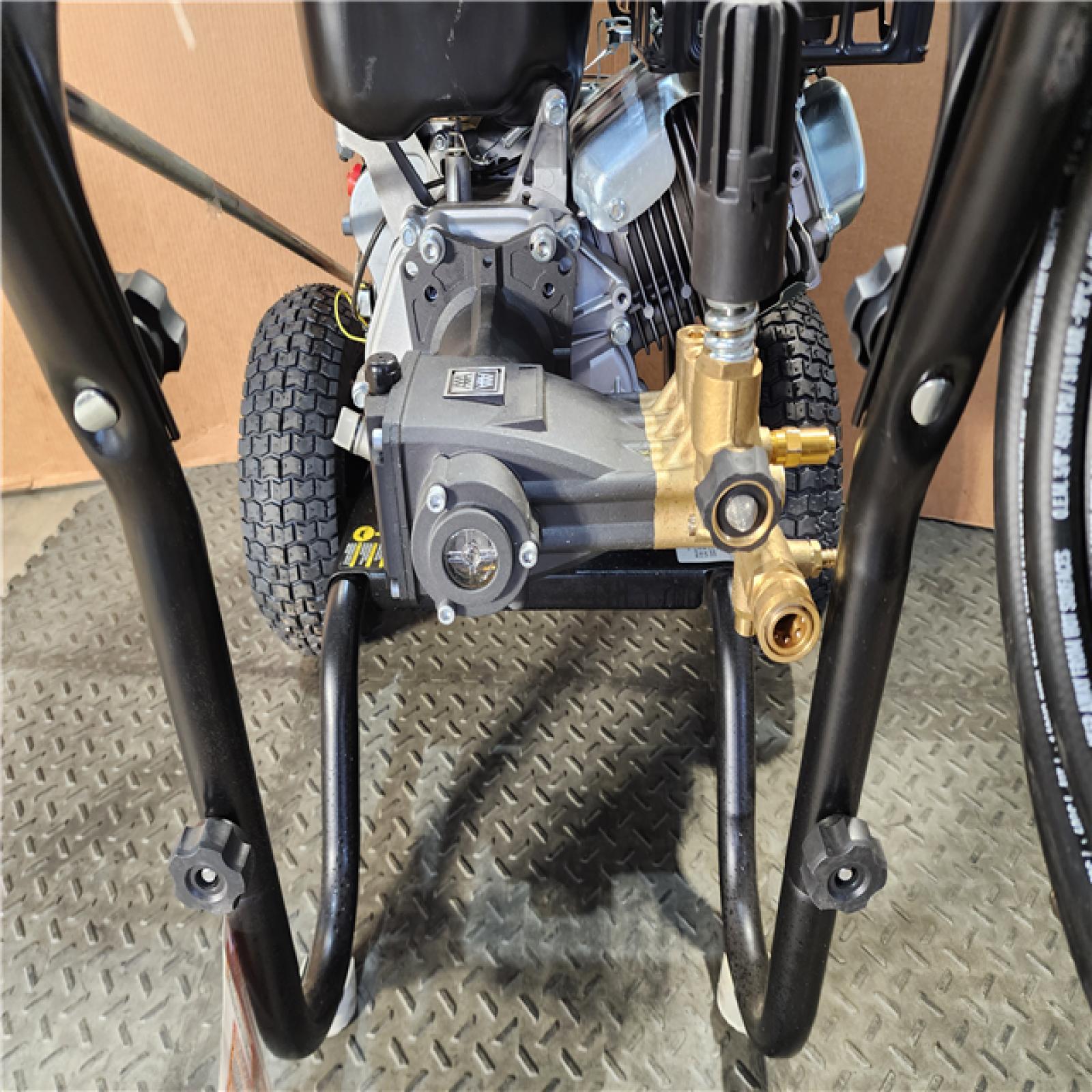 HOUSTON LOCATION - AS-IS DEWALT 4400 PSI 4.0 GPM Cold Water Gas Pressure Washer