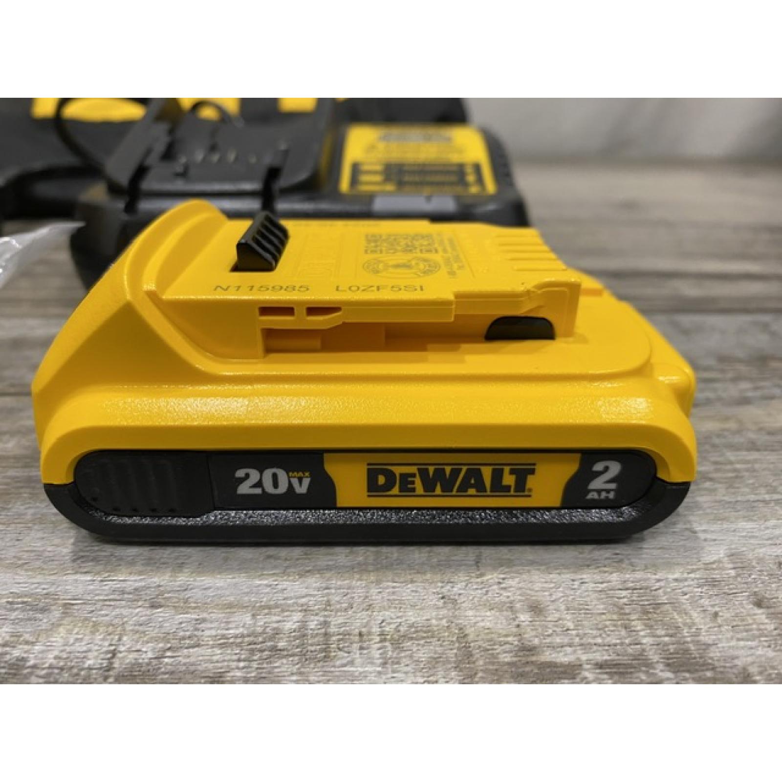 AS-IS DEWALT ATOMIC 20V MAX Lithium Ion Cordless 23 Gauge Pin Nailer Kit