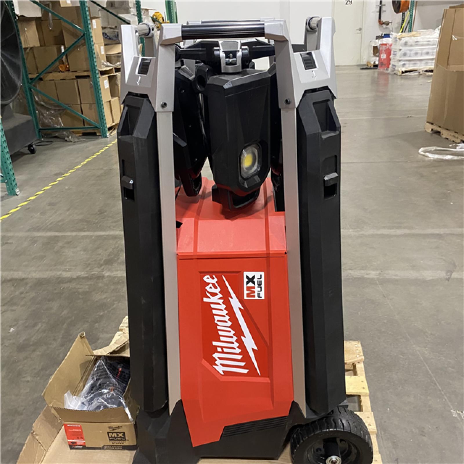 Dallas Location - As-Is Milwaukee MX FUEL ROCKET Tower Light/Charger