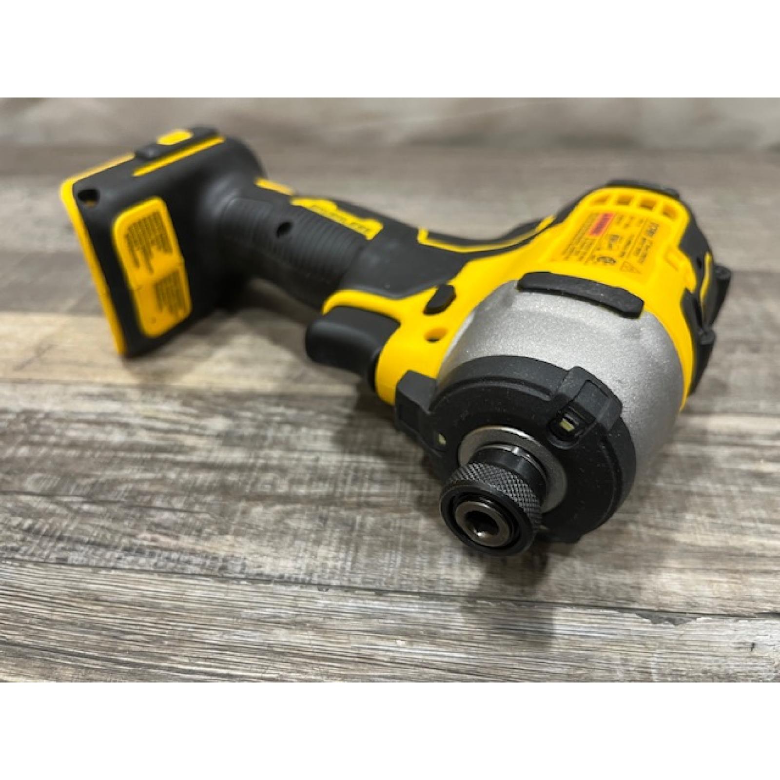 AS-IS DEWALT Atomic 20V Max Lithium-Ion Brushless Cordless Compact 1/4 in. Impact Driver Kit