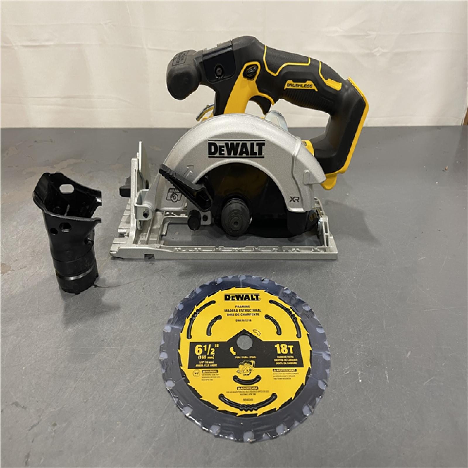 AS-IS - DeWALT 20V MAX Cordless Brushless 6-1/2 in. Sidewinder Style Circular Saw