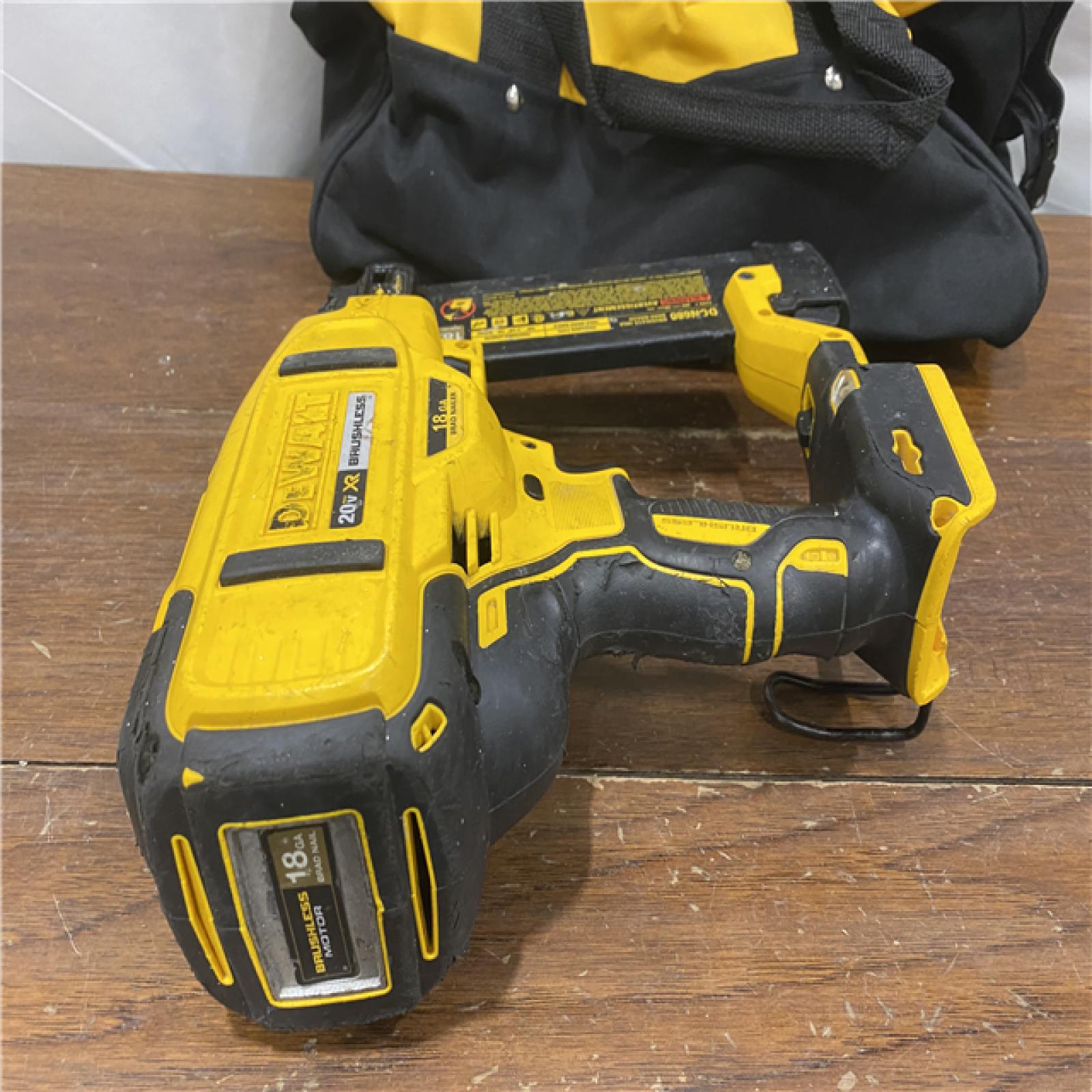 AS-IS DEWALT 20V MAX XR 15 Ga. Cordless 34 Deg Nailer 20 V
