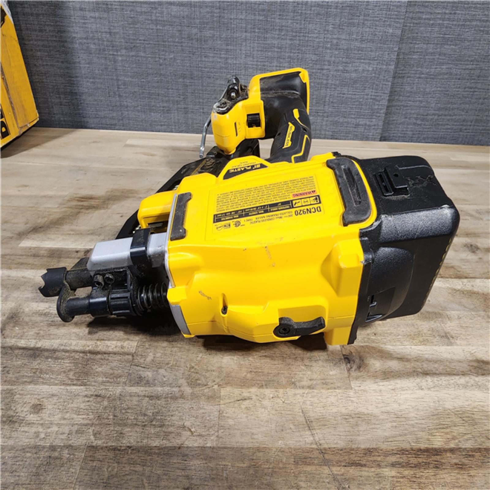 HOUSTON LOCATION - AS-IS DEWALT 20-Volt 21° Cordless Framing Nailer (Tool-Only)