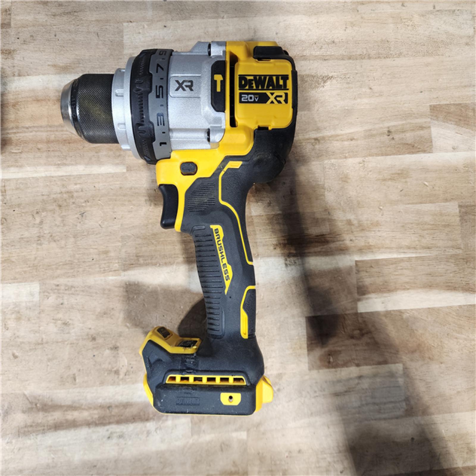 HOUSTON LOCATION - AS-IS DeWalt 20V MAX XR 1/2 in. Brushless Cordless Hammer Drill Kit (Battery & Charger)