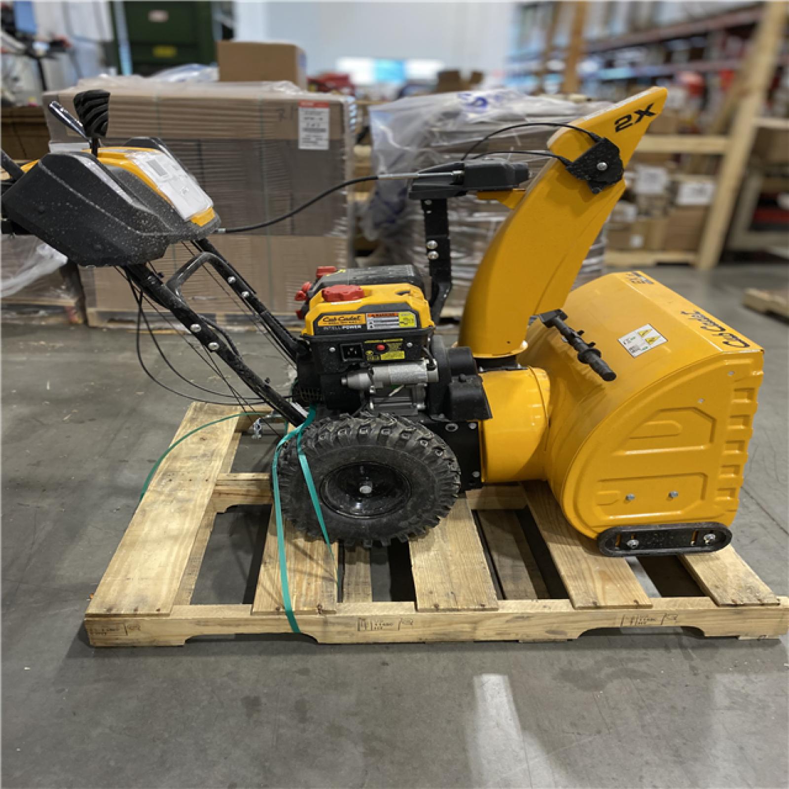 Dallas Location - As-Is Cub Cadet 2X 26 in. 243cc Gas Snow