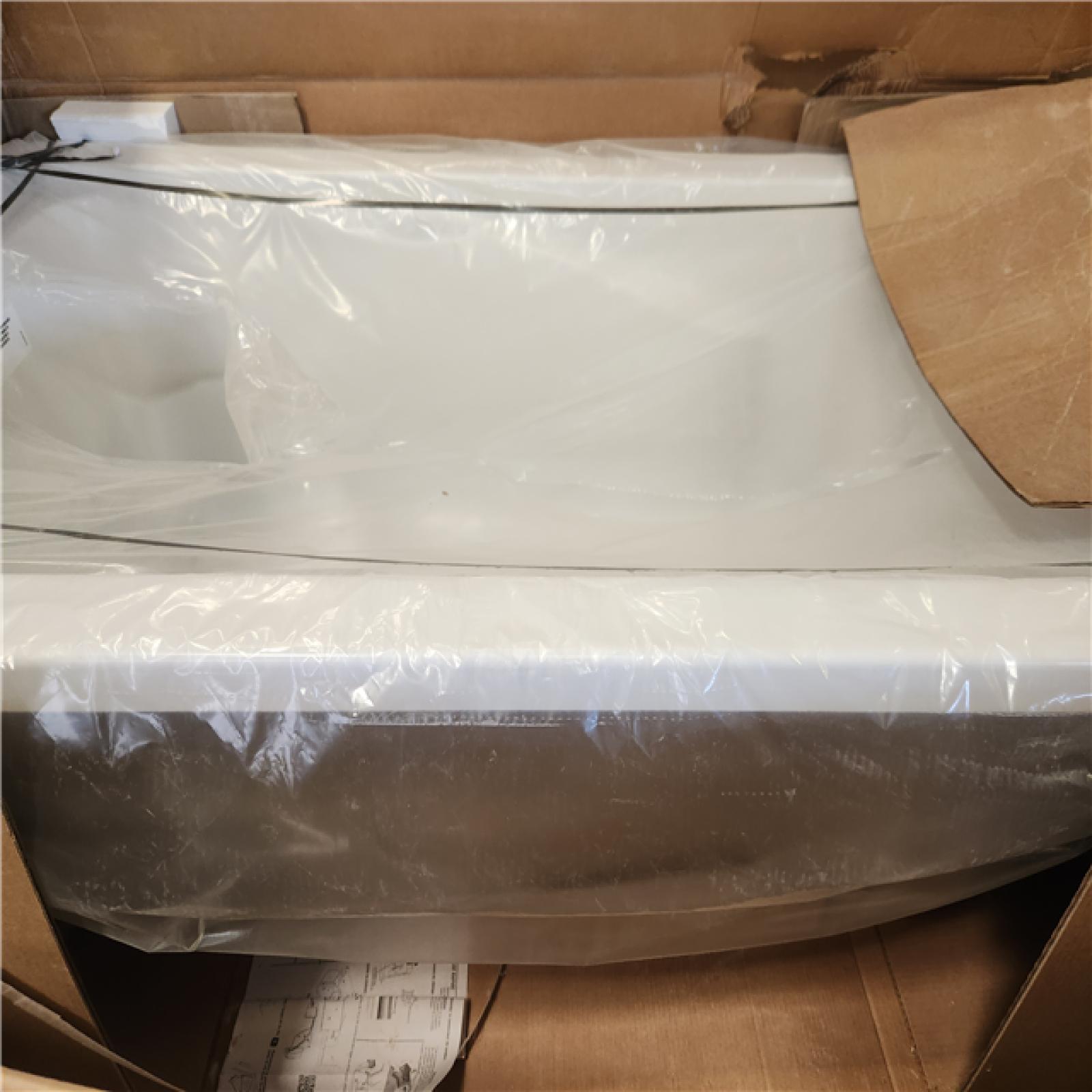 Phoenix NEW American Standard Evolution 72 in. x 36 in. Rectangular Acrylic Soaking Bathtub with Reversible Drain in White
