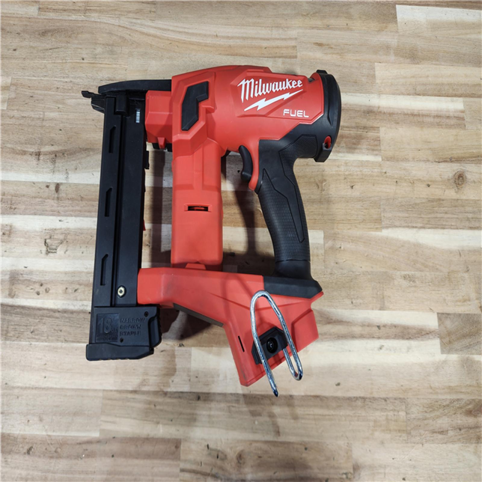 HOUSTON LOCATION - AS-IS Milwaukee  FUEL 18-Volt Lithium-Ion Brushless Cordless 18-Gauge 1/4 in. Narrow Crown Stapler (Tool-Only)