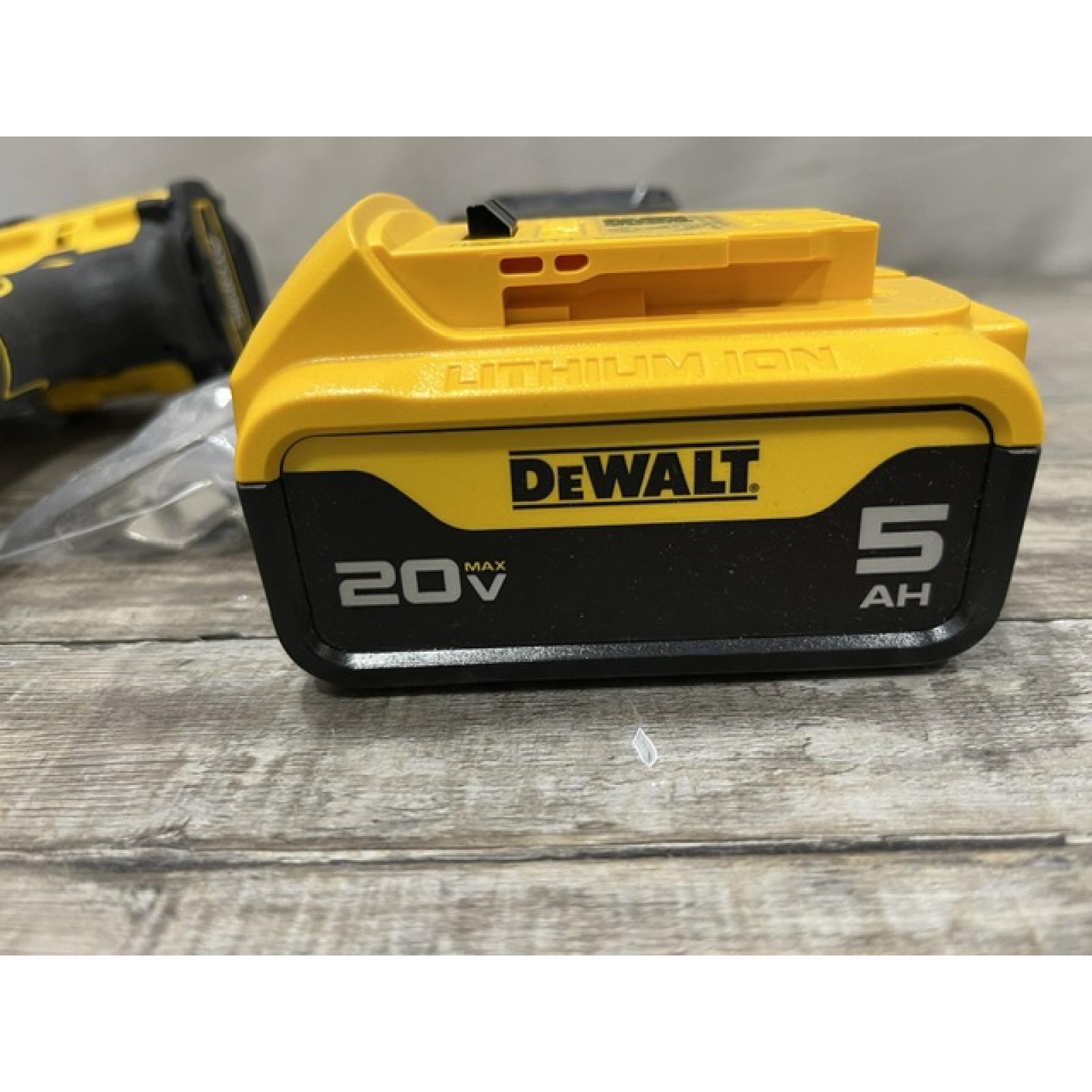 AS-IS DEWALT ATOMIC 20V Lithium-Ion Cordless 1/2 in. Hammer Drill Kit