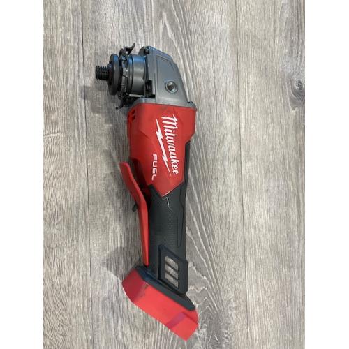 Milwaukee FUEL 18V Lithium-Ion Brushless Cordless 4-1/2 in./5 in. Grinder w/Paddle Switch (Tool-Only)