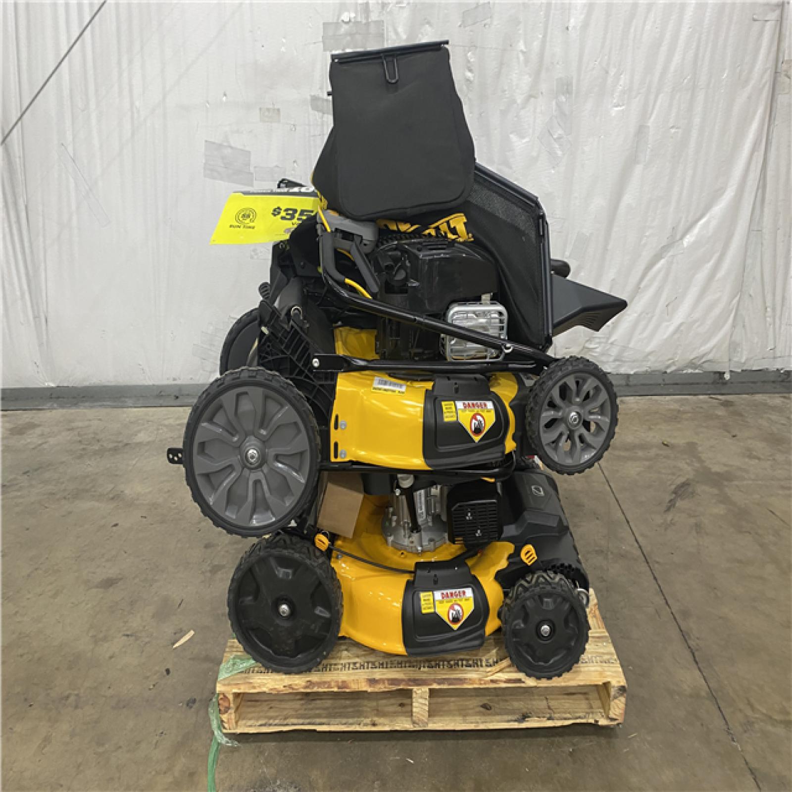 Houston Location - AS-IS Outdoor Pallet