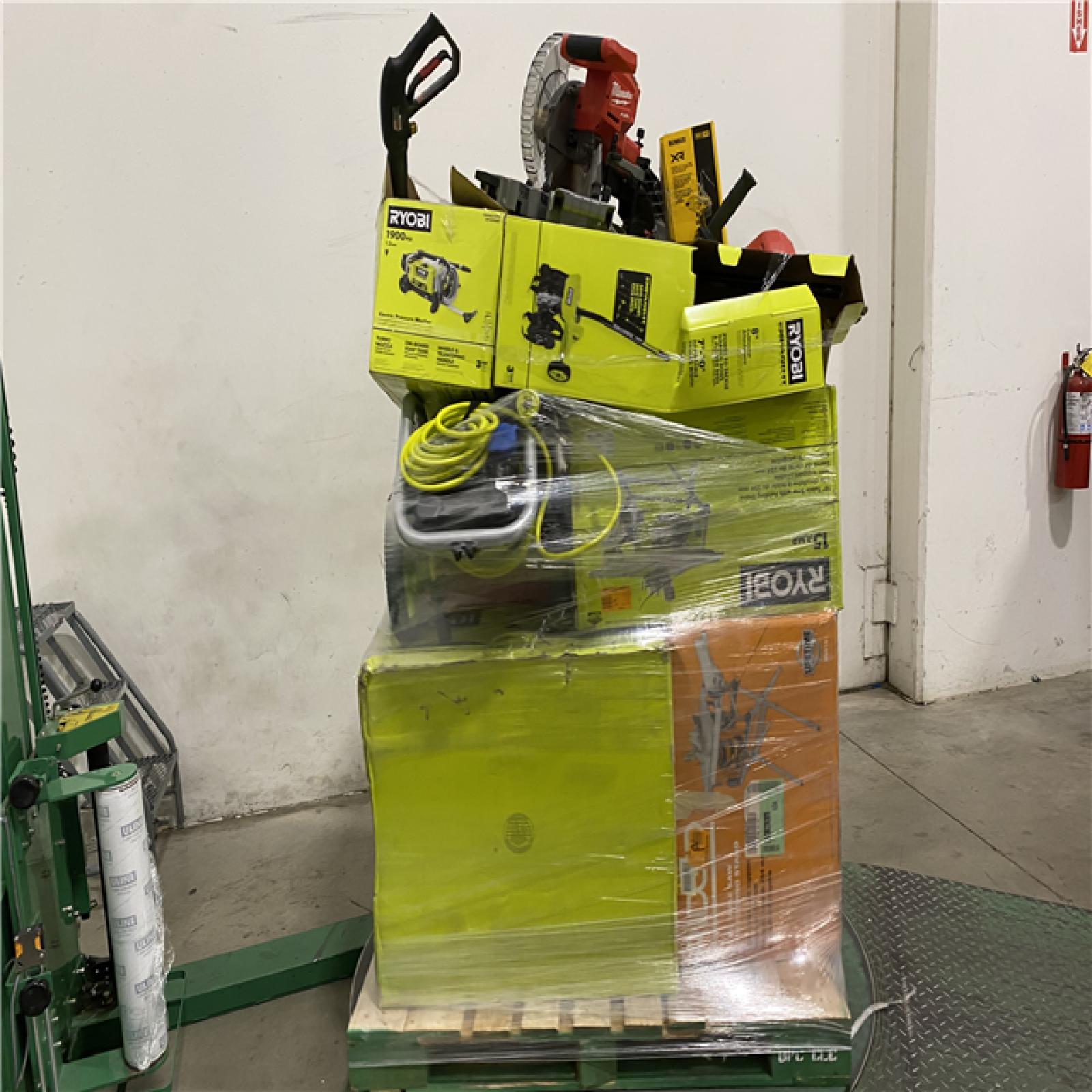 Dallas Location - As-Is Tool Pallet