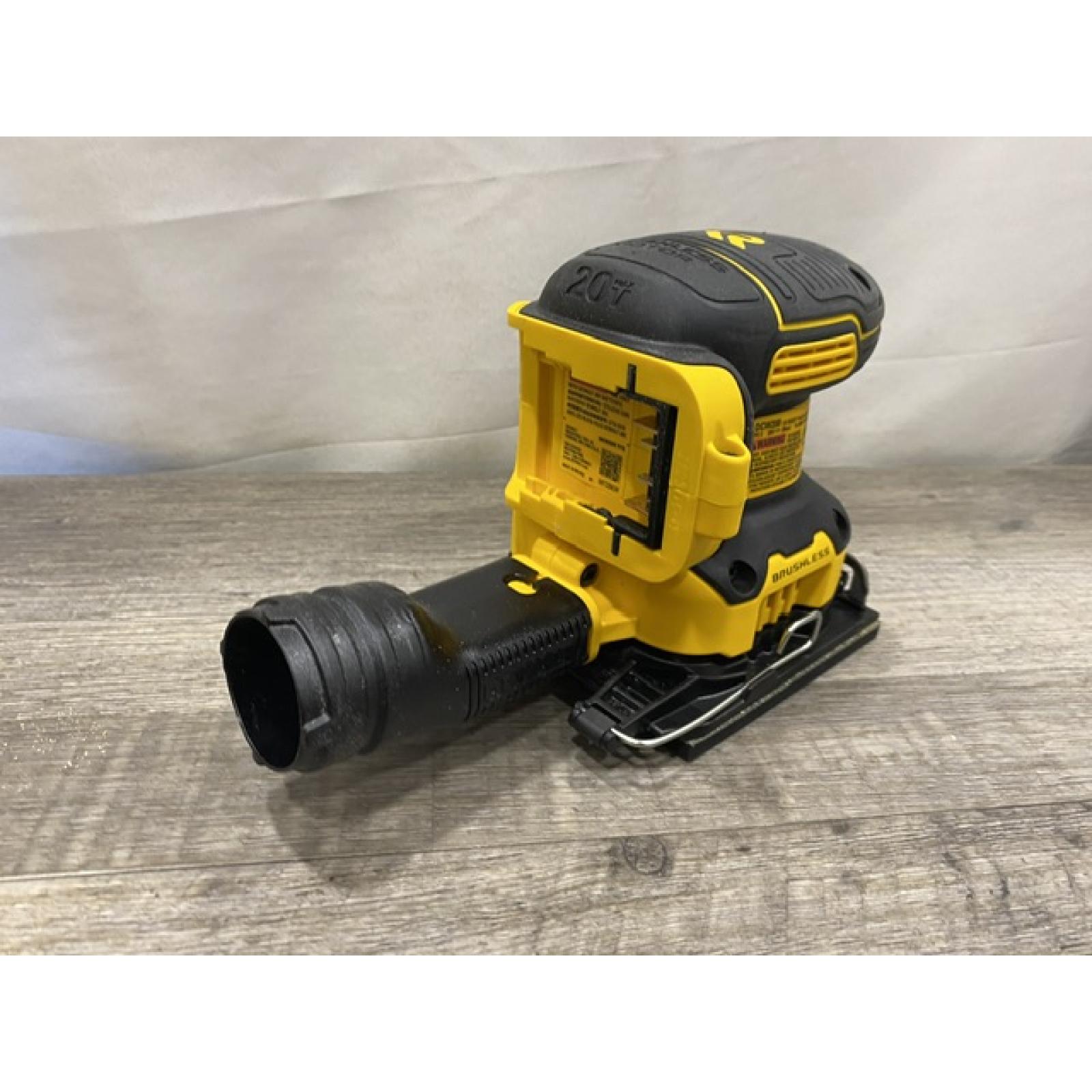AS-IS DEWALT 20V MAX XR Cordless Brushless 1/4 Sheet Variable Speed Sander (Tool Only)