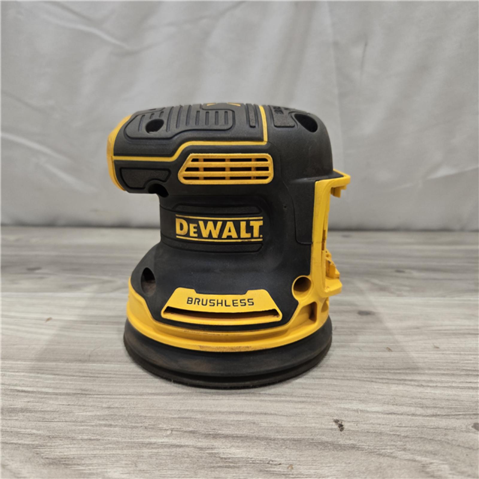 AS-IS DEWALT 20V MAX XR Cordless  5 in. Random Orbital Sander (Tool Only)