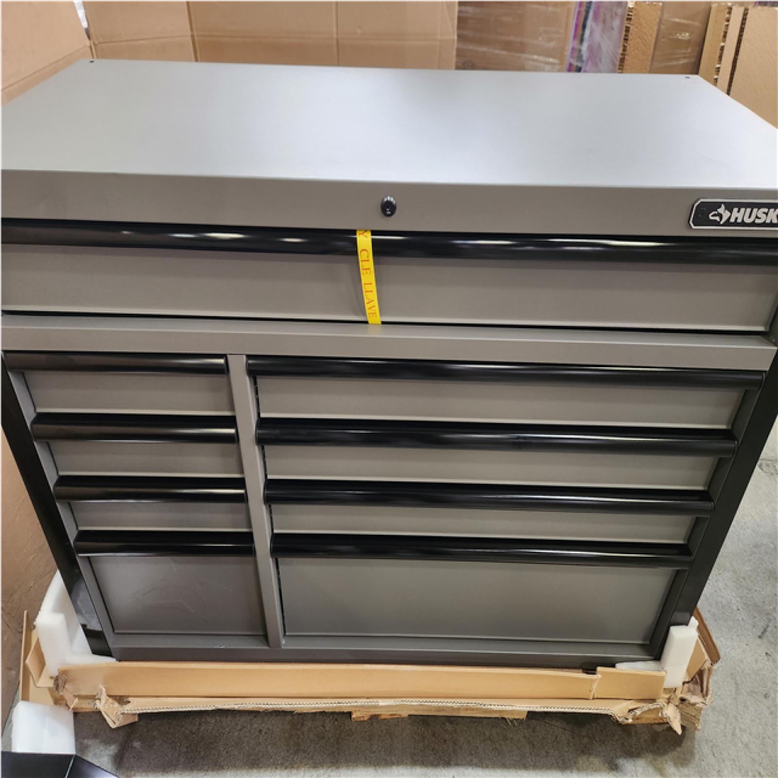 Phoenix NEW Husky Tool Storage 52 in. W Heavy Duty Matte Gray Tool Chest Combo