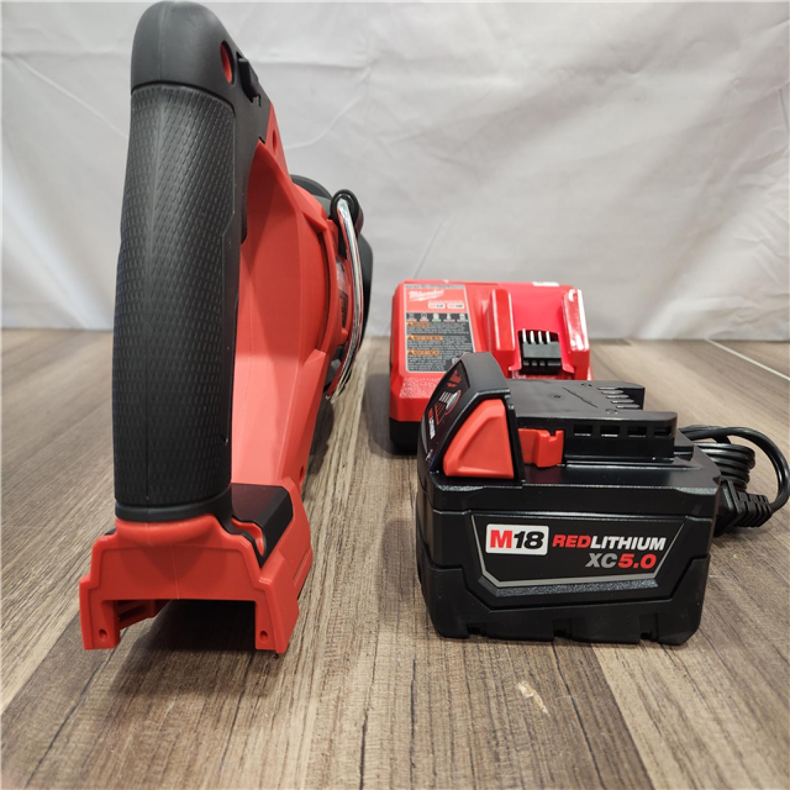 AS-IS- Milwaukee M18 FUEL Brushless Cordless SAWZALL Reciprocating Saw Kit