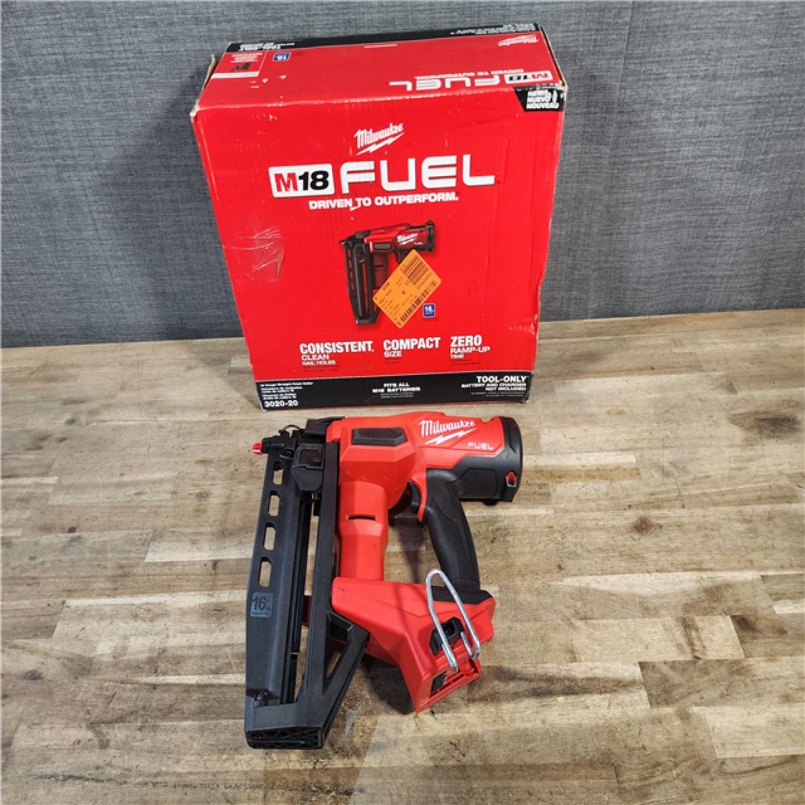 HOUSTON LOCATION - AS-IS MILWAUKEE 16 GAUGE STRAIGHT FINISH NAILER (TOOL ONLY)