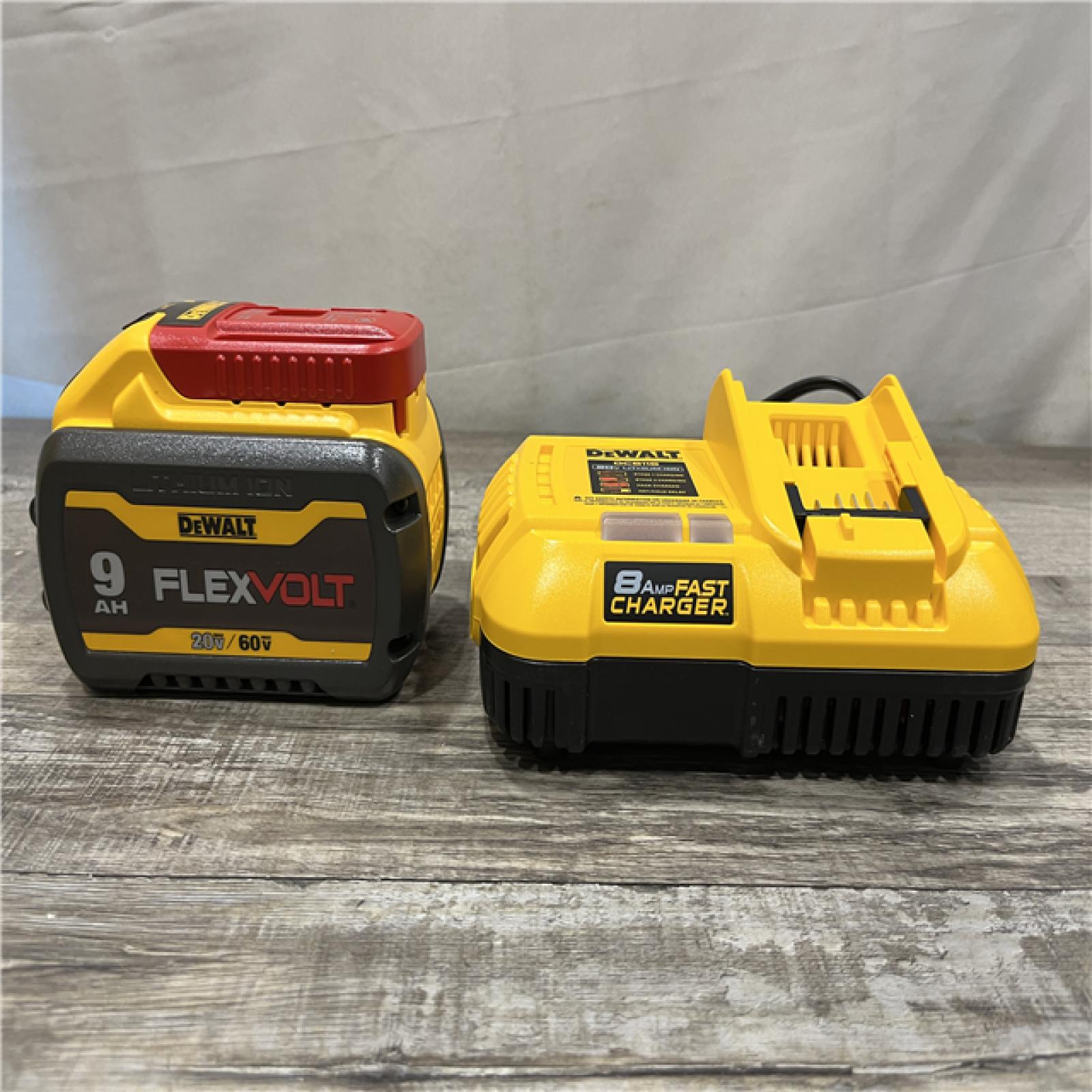 AS-IS DEWALT 20V/60V MAX FLEXVOLT Lithium-Ion 9.0Ah Battery and Charger Starter Kit