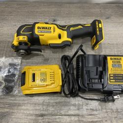 AS-IS DEWALT ATOMIC 20V MAX Cordless Brushless Oscillating Multi Tool Kit