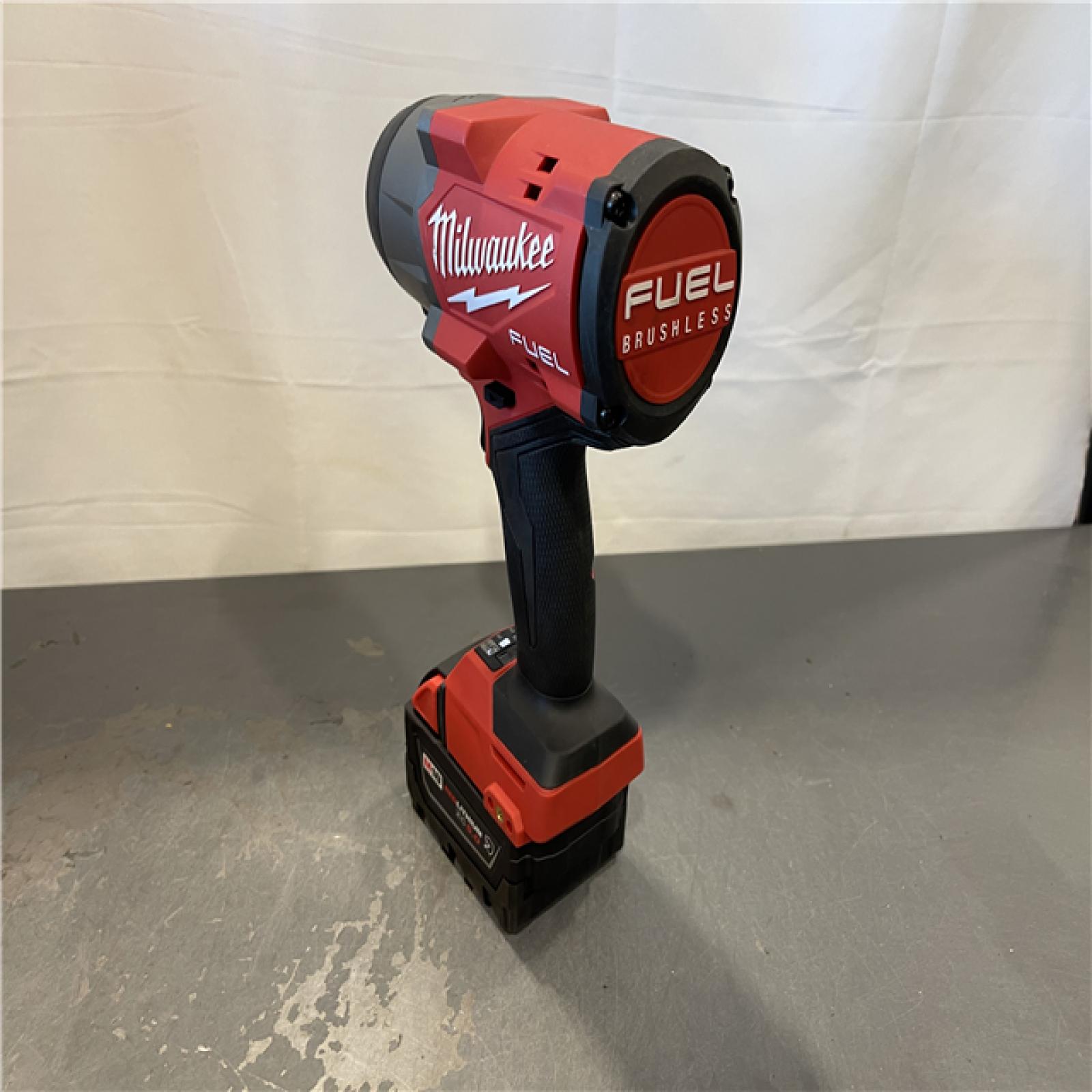 AS-IS - Milwaukee M18 1/2 in. Cordless Brushless High Torque Impact Wrench Kit