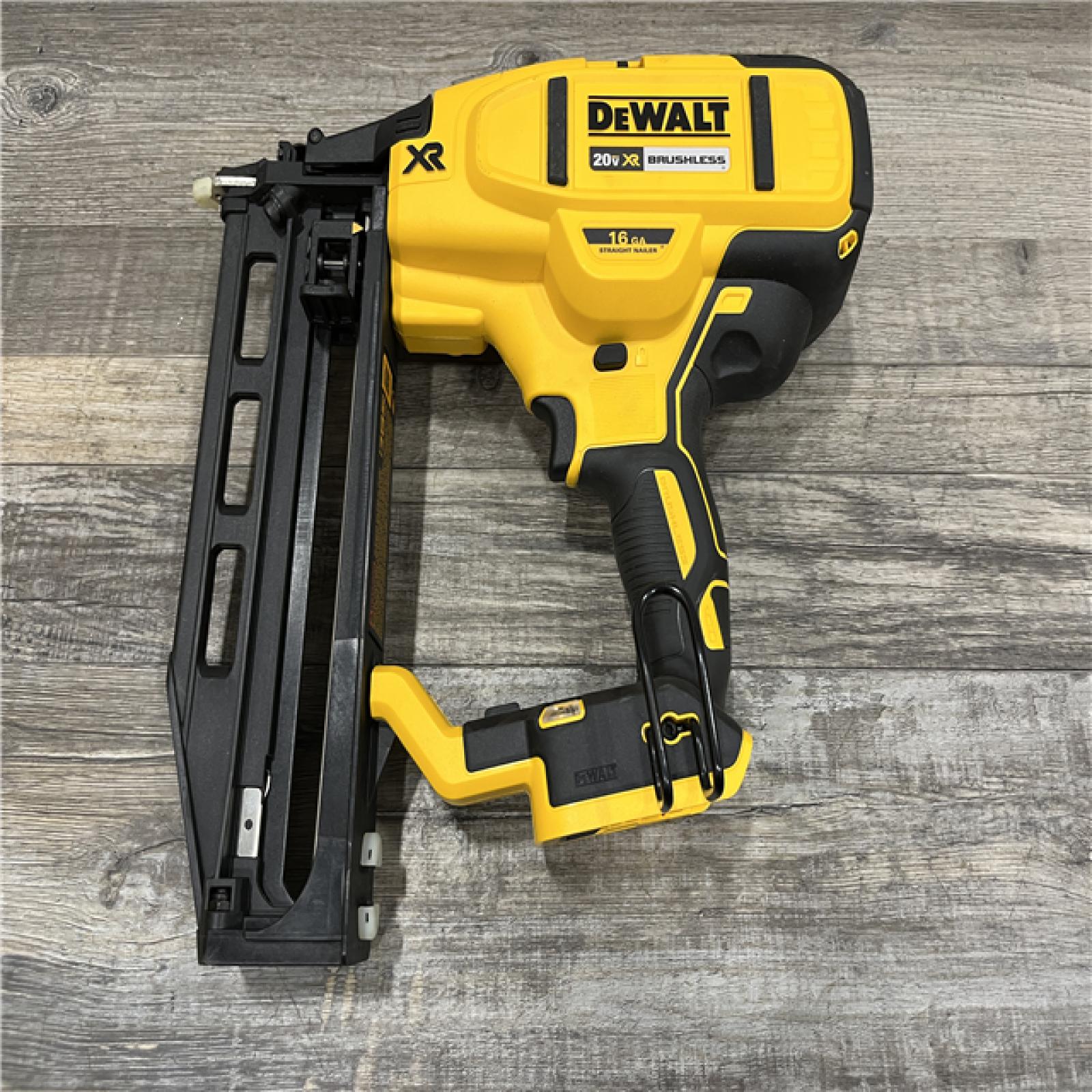AS-IS DEWALT 20V MAX XR 16-Gauge Lithium-Ion Cordless Finish Nailer (Tool Only)