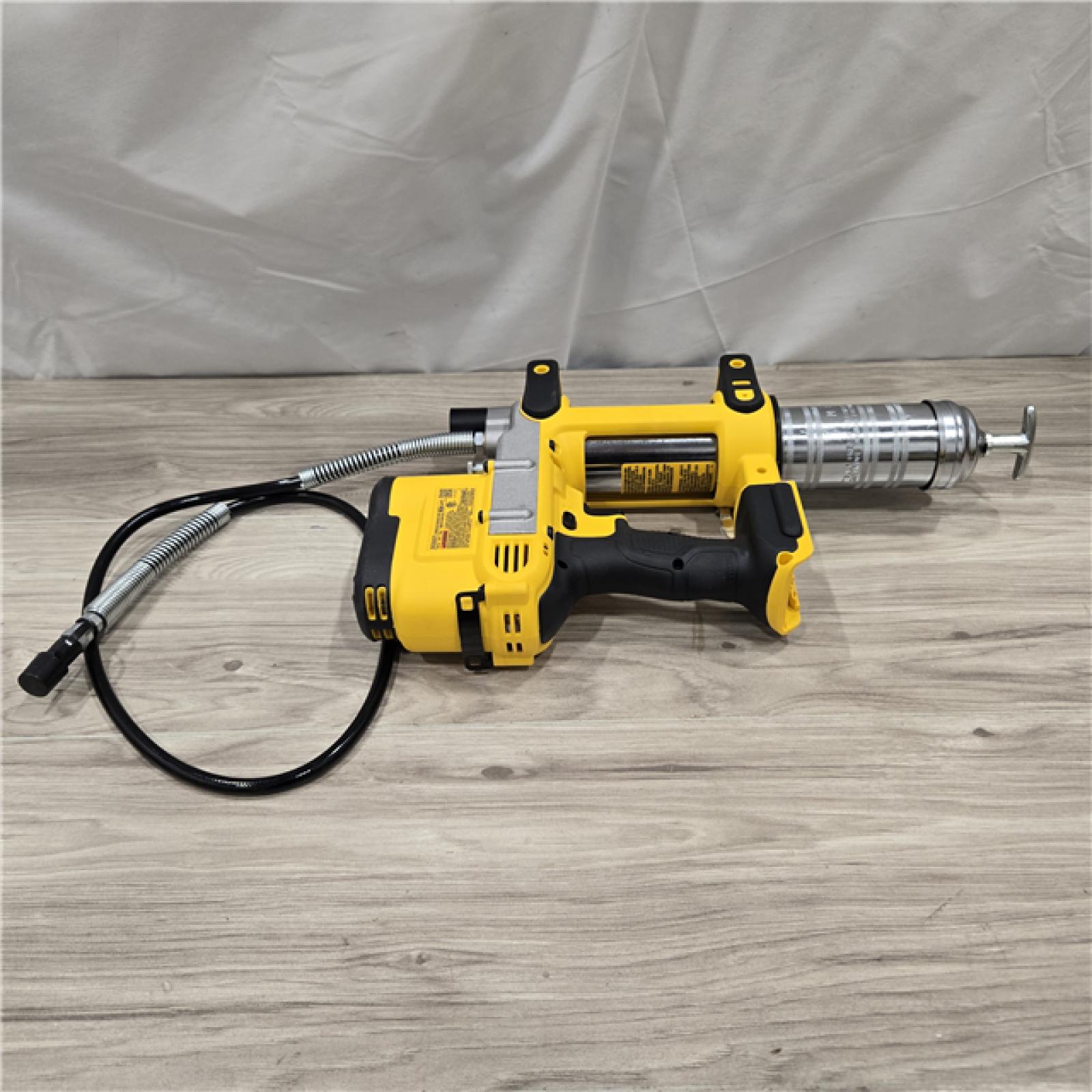 AS-IS DEWALT DCGG571B 20V MAX Cordless Grease Gun (Bare Tool)