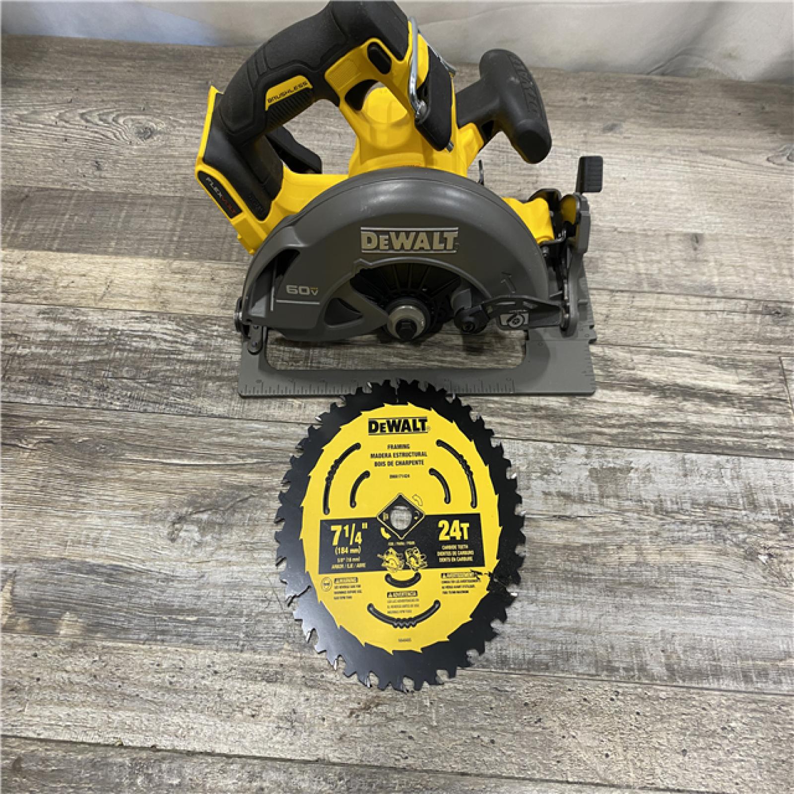 AS-IS DEWALT FLEXVOLT 60V MAX Cordless Brushless 7-1/4 in. Circular Saw with Brake (Tool Only)