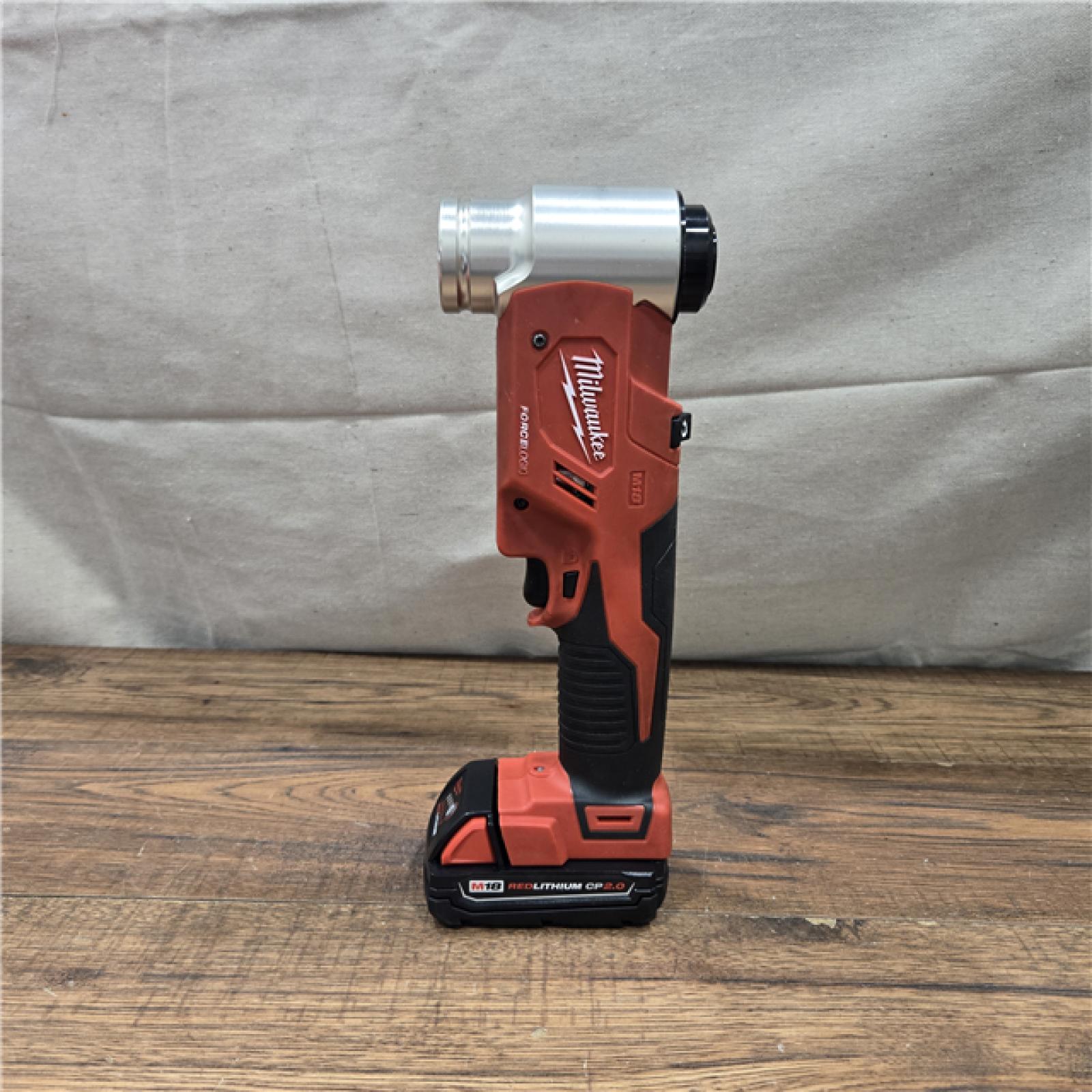 AS-IS Milwaukee-2677-21 M18 Force Logic 6T Knockout Tool Kit