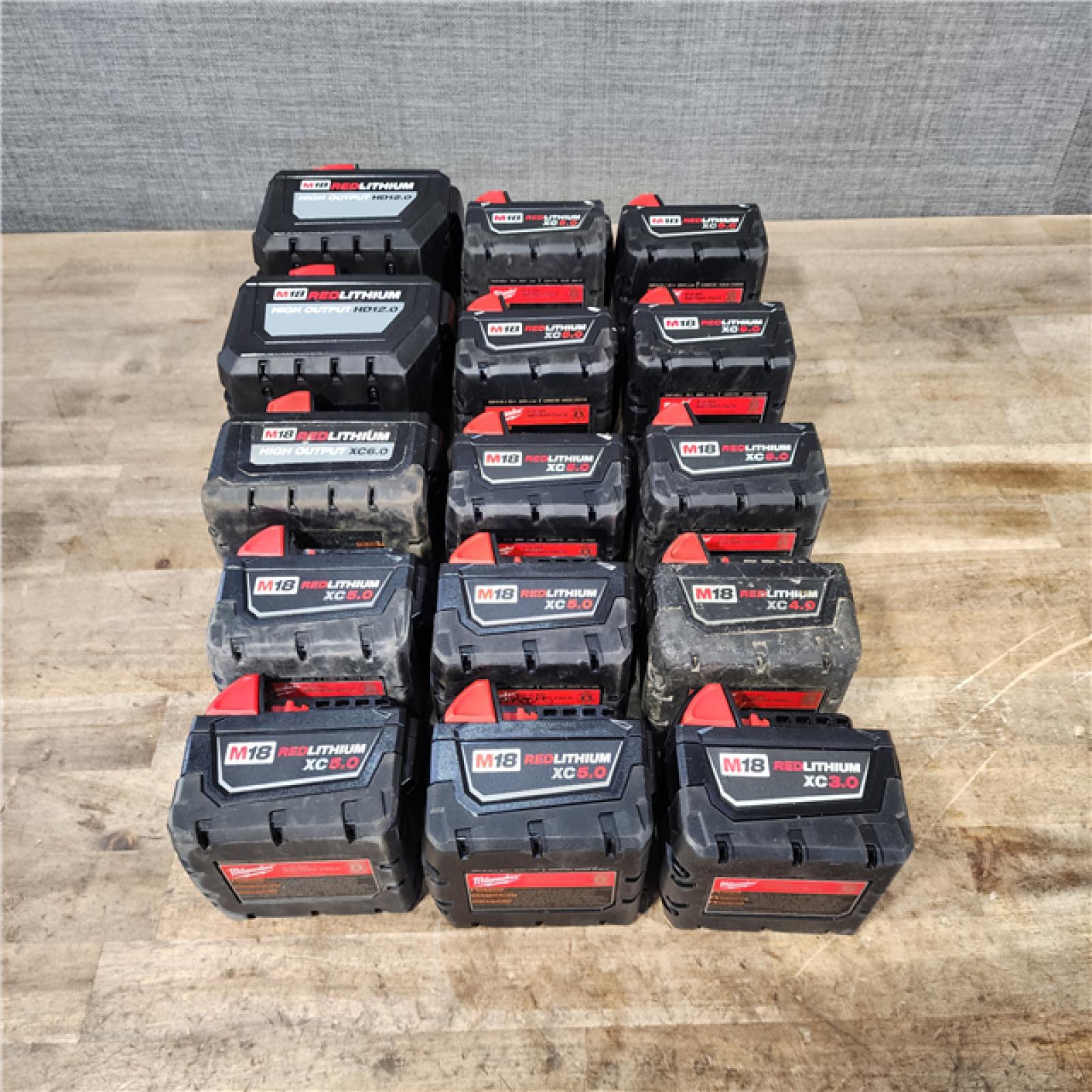 HOUSTON LOCATION - AS-IS MILWAUKEE BATTERY PACK QTY - 15