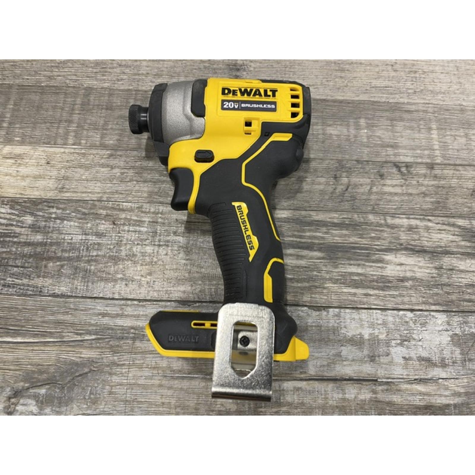 AS-IS DEWALT Atomic 20V Max Lithium-Ion Brushless Cordless Compact 1/4 in. Impact Driver Kit