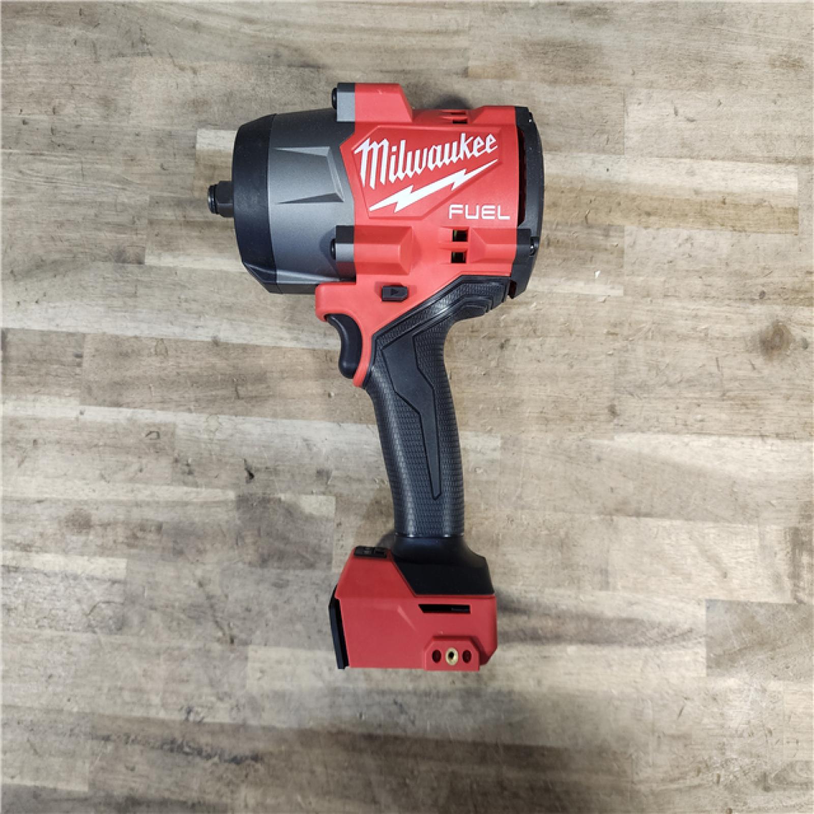 HOUSTON LOCATION - AS-IS (APPEARS LIKE NEW) Milwaukee M18 FUEL 18V Lithium-Ion Brushless Cordless 1/2 in. Impact Wrench with Friction Ring (Tool-Only)