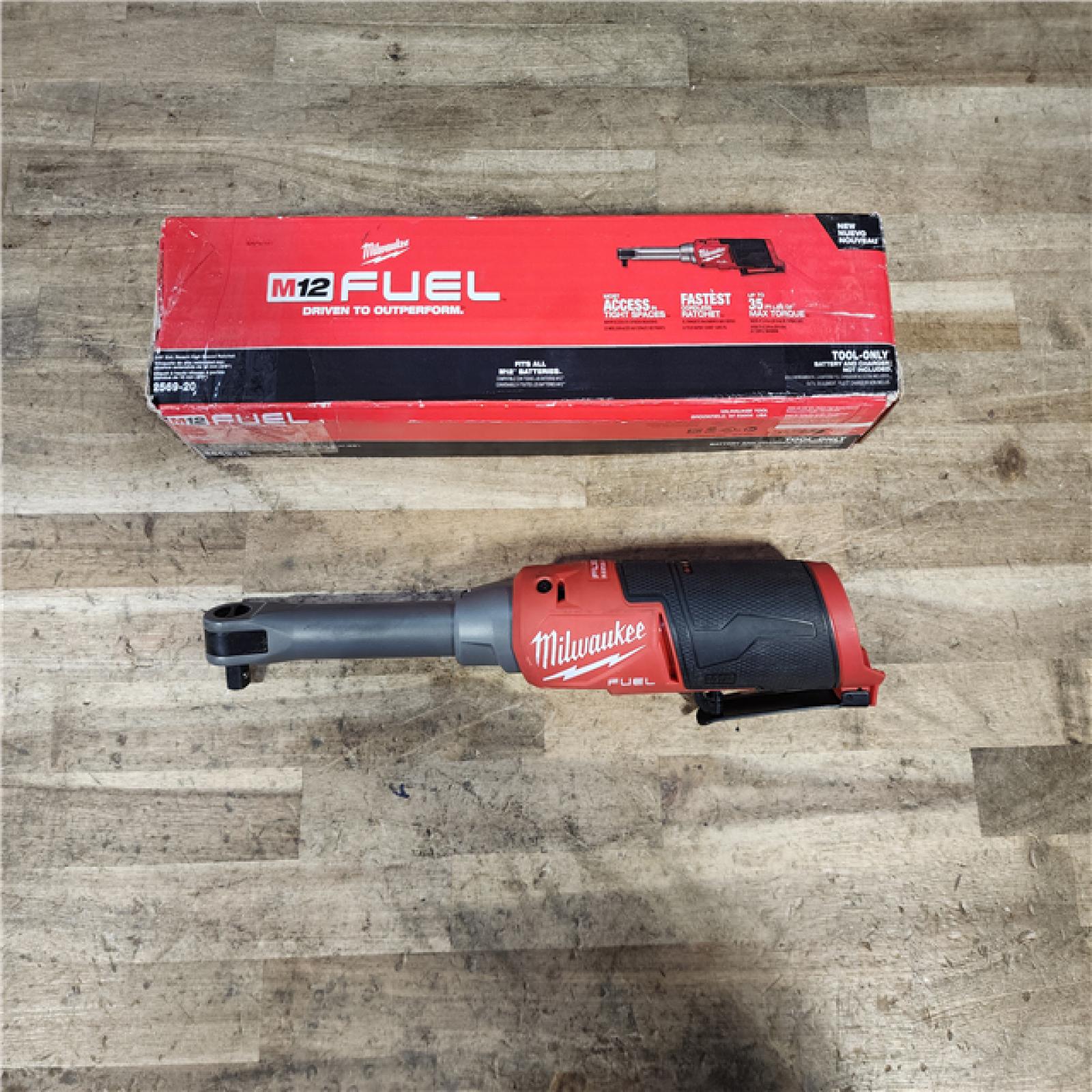 HOUSTON LOCATION - AS-IS Milwaukee  FUEL 12V Lithium-Ion Brushless Cordless 3/8 in. Extended Reach High Speed Ratchet (Tool Only)