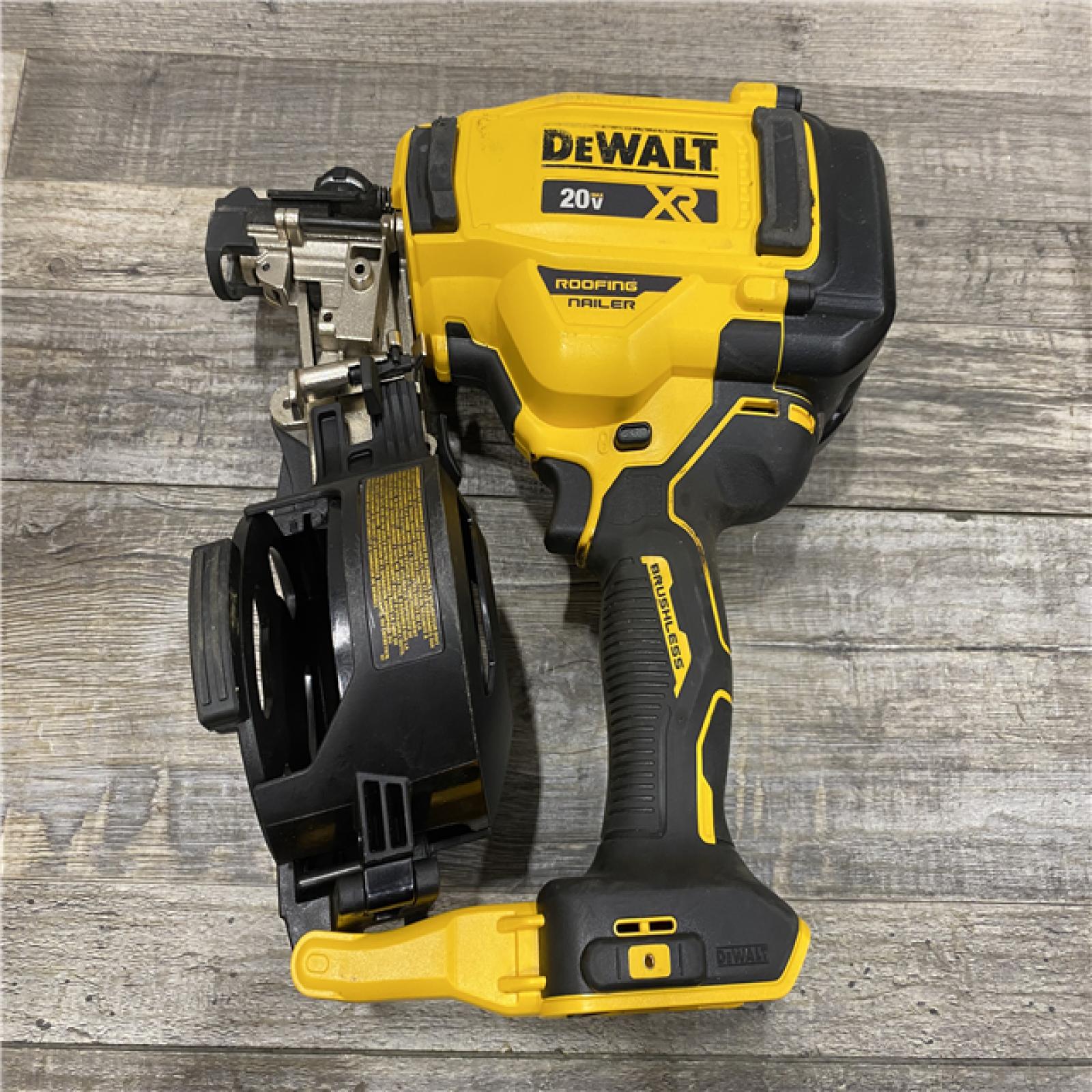 AS-IS DEWALT 20V MAX Lithium-Ion 15-Degree Electric Cordless Roofing Nailer Kit