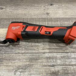 AS-IS Milwaukee 18V Lithium-Ion Cordless Oscillating Multi-Tool Kit