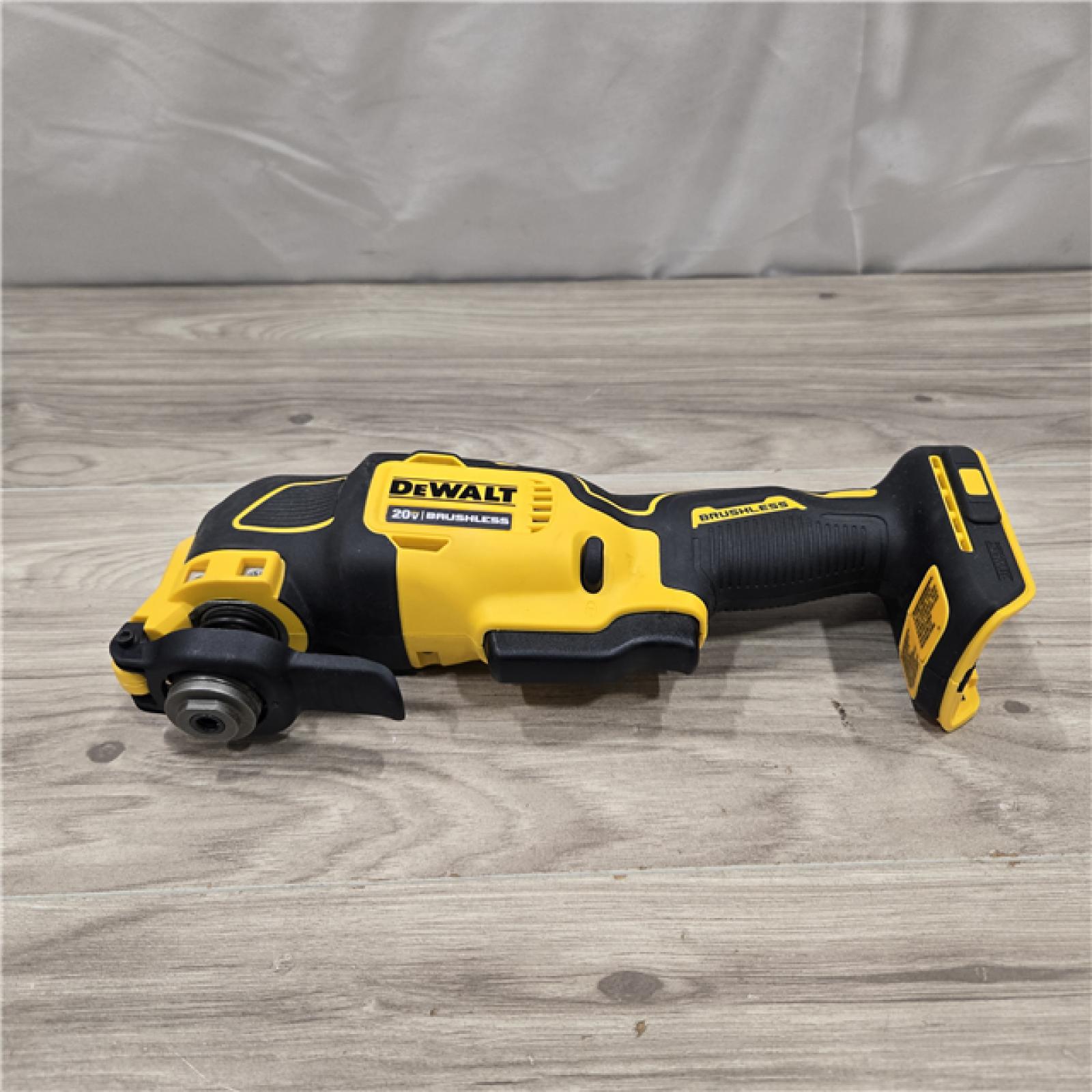 AS-IS DEWALT ATOMIC 20V MAX Cordless Oscillating Multi Tool (Tool Only)