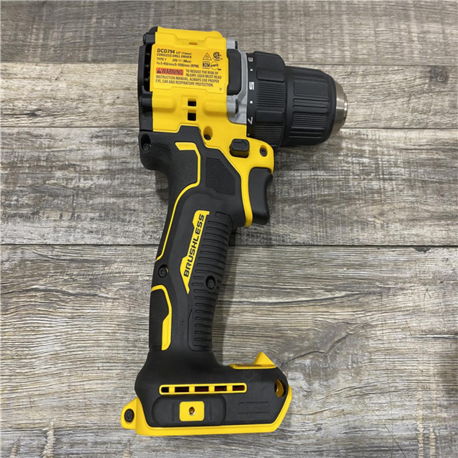 AS-IS DEWALT Atomic 20V Lithium-Ion Cordless Compact 1/2 in. Drill/Driver Kit