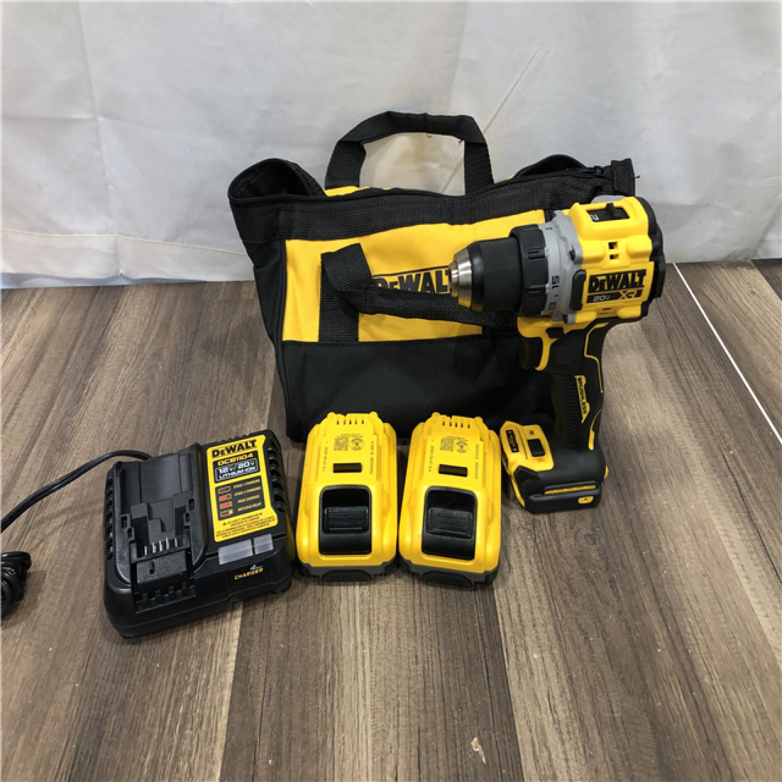 AS-IS DEWALT 20V XR Lithium-Ion Cordless Brushless 1/2 in. Drill/Driver Kit