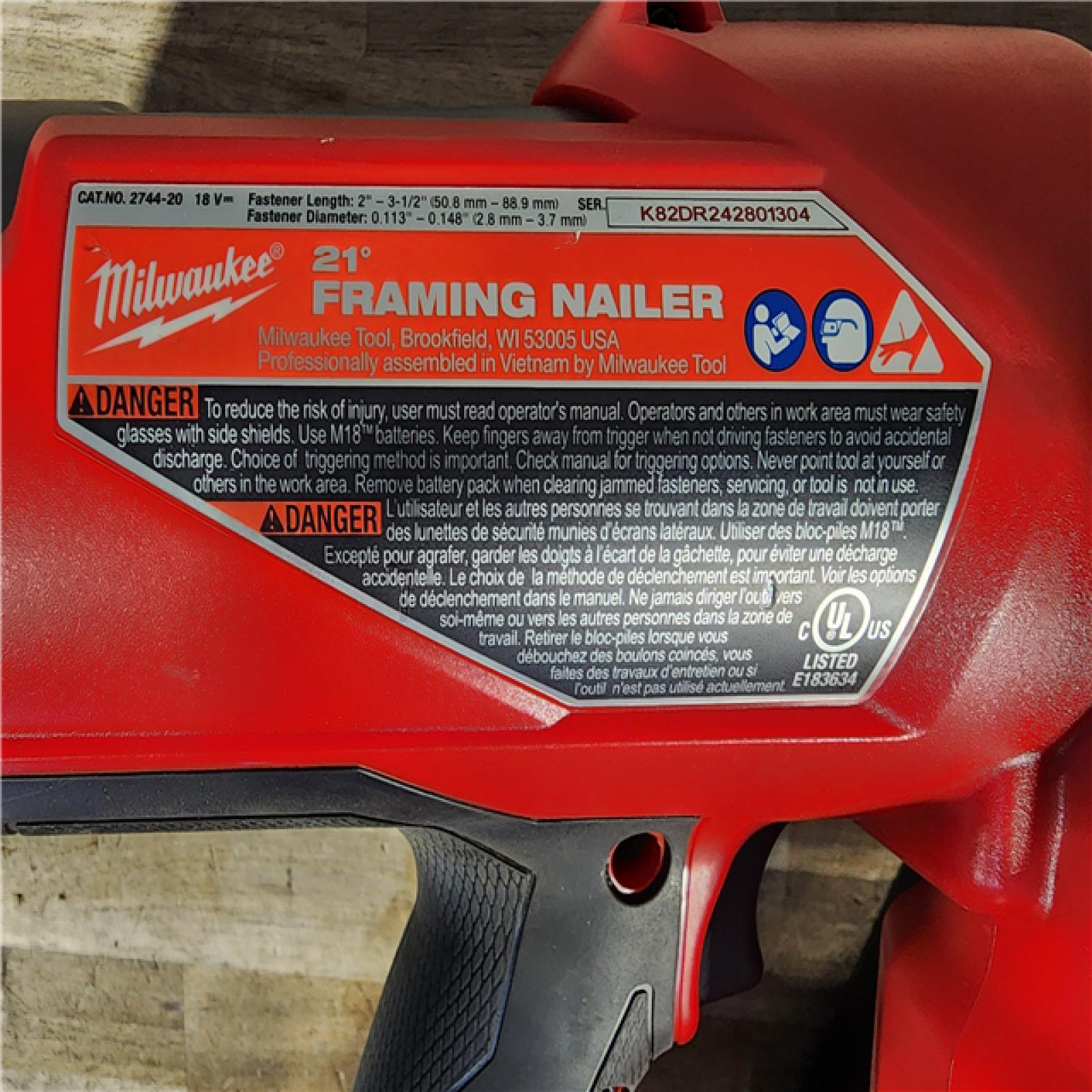 HOUSTON LOCATION - AS-IS Milwaukee 2744-20 M18 FUEL 3-1/2 in. 18V 21-Degree Lithium-Ion Brushless Cordless Framing Nailer (Tool-Only)
