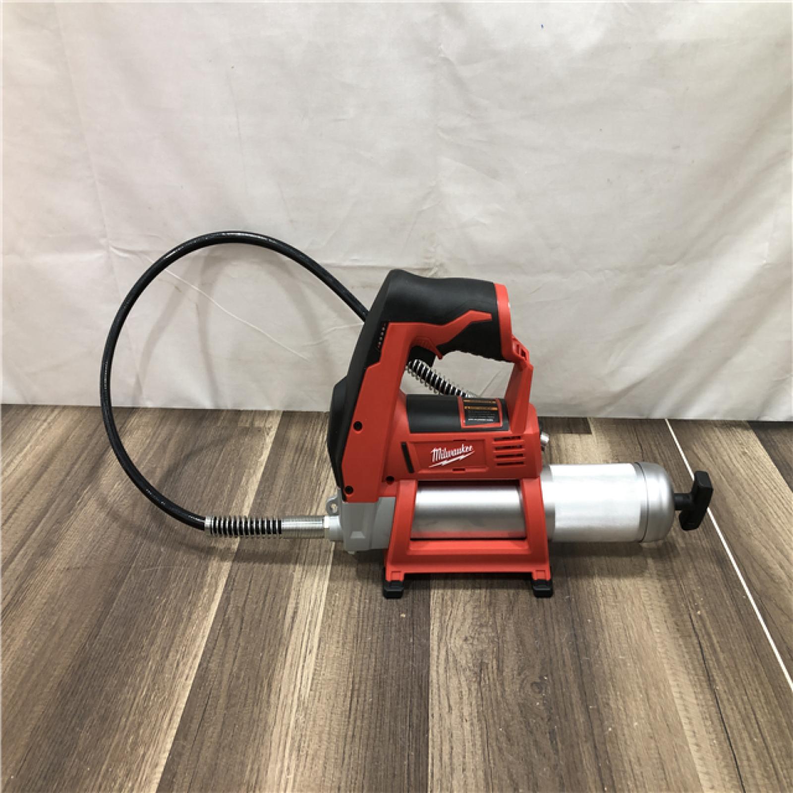 AS-IS Milwaukee M12 12V Lithium-Ion Cordless Grease Gun (Tool-Only)