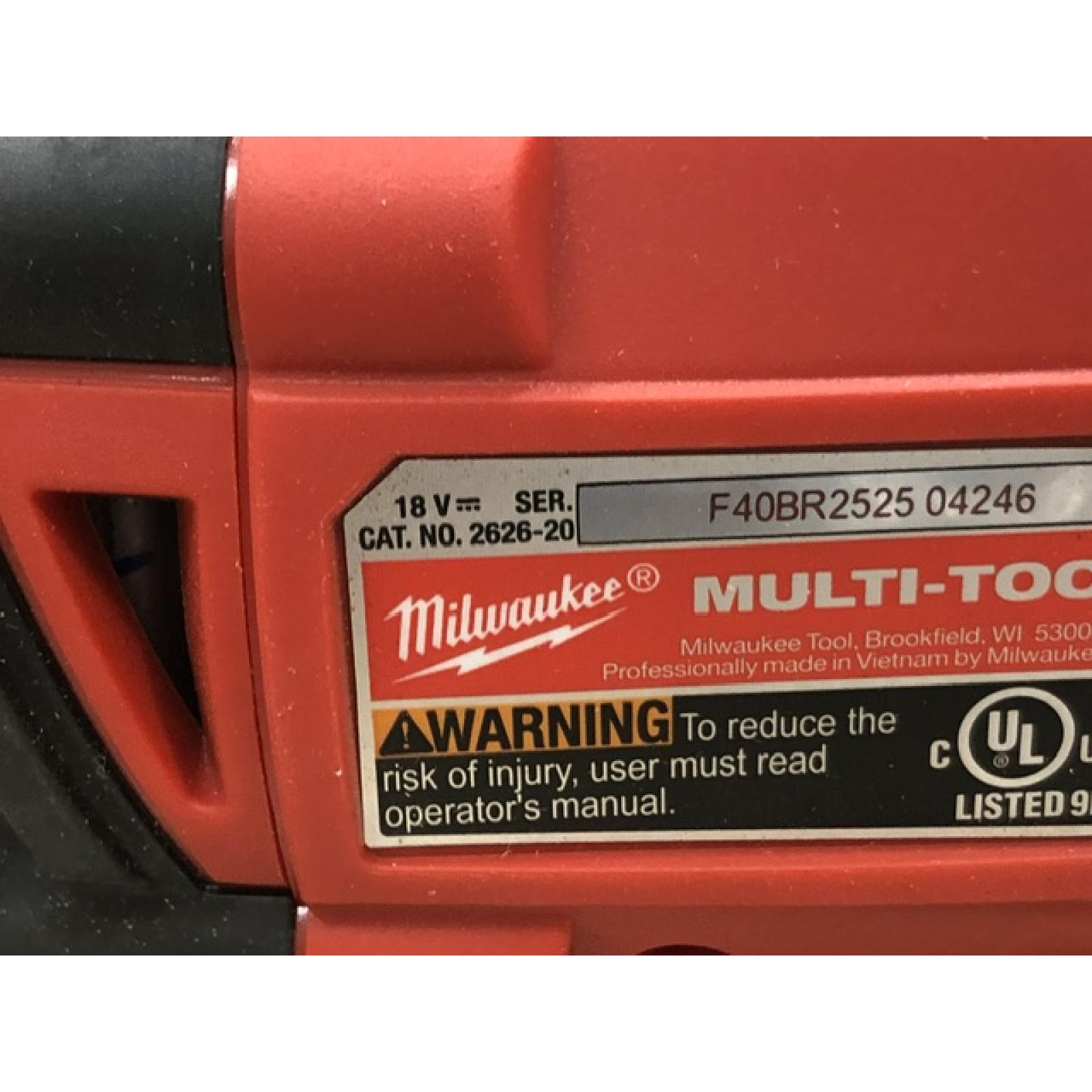 AS-IS Milwaukee 2626-20 M18 Lithium-Ion Cordless Multi-Tool (Tool Only)