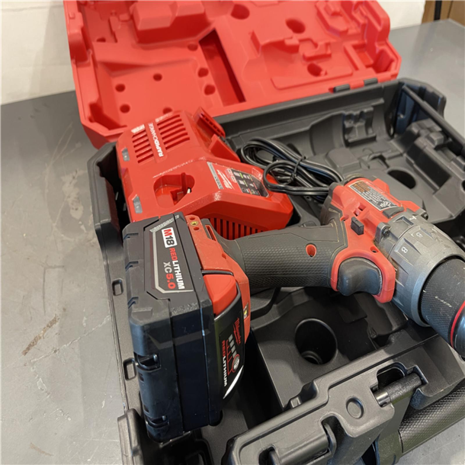 AS-IS - Milwaukee M18 FUEL 18-Volt Lithium-Ion Brushless Cordless 1/2 in. Hammer Drill/Driver Kit
