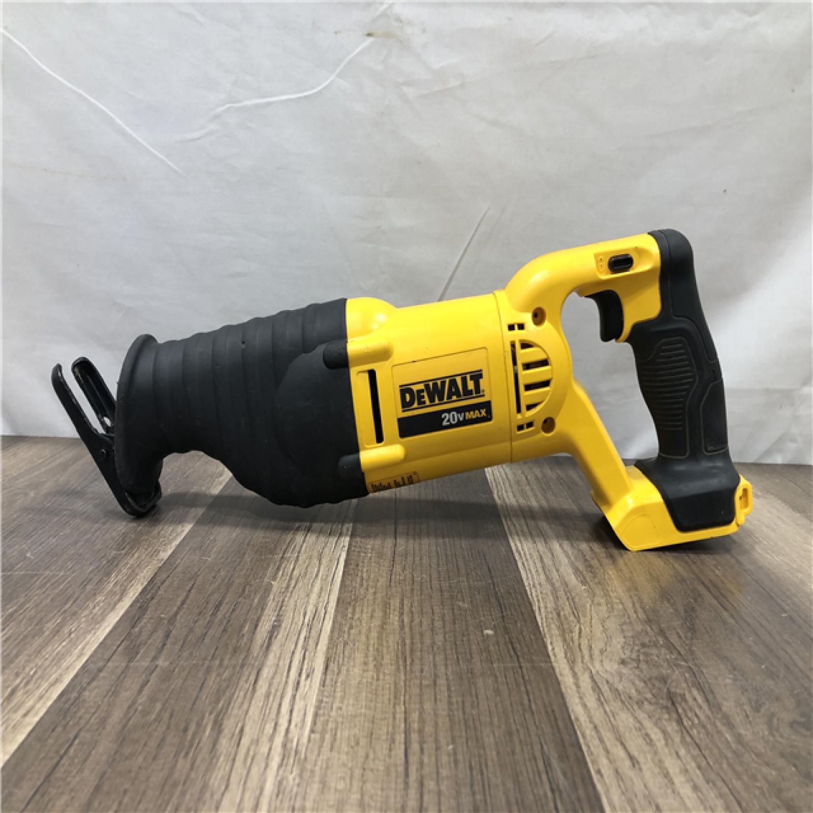 AS-IS DEWALT 20V MAX Cordless Reciprocating Saw (Tool Only)