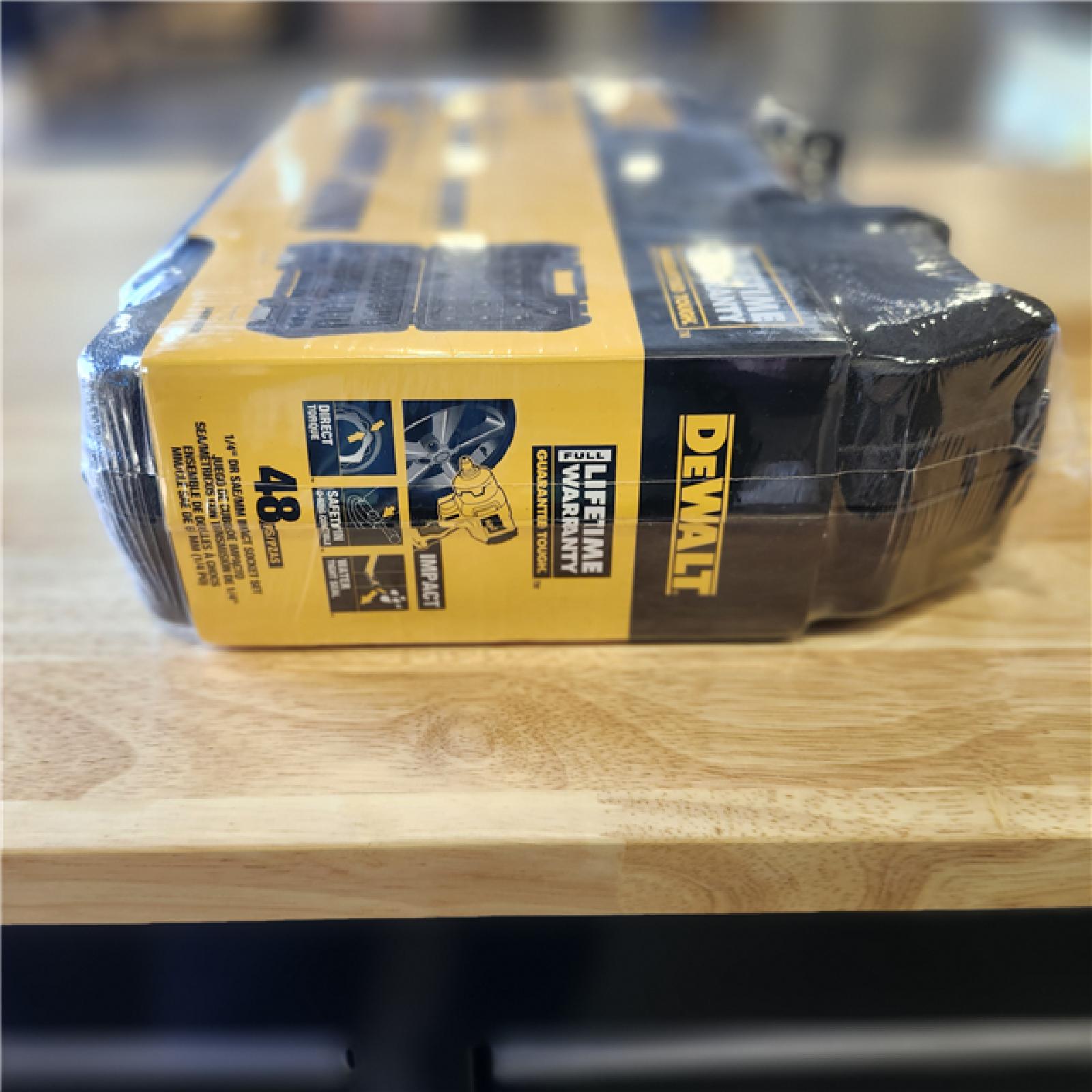 NEW! - DEWALT 1/4 in. Drive Metric and SAE Impact Socket Set (48-Piece)