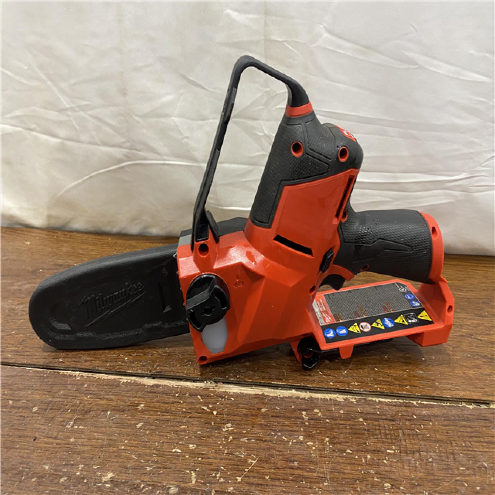 AS-IS Milwaukee-2527-21 M12 FUEL HATCHET 6in. Pruning Saw Kit