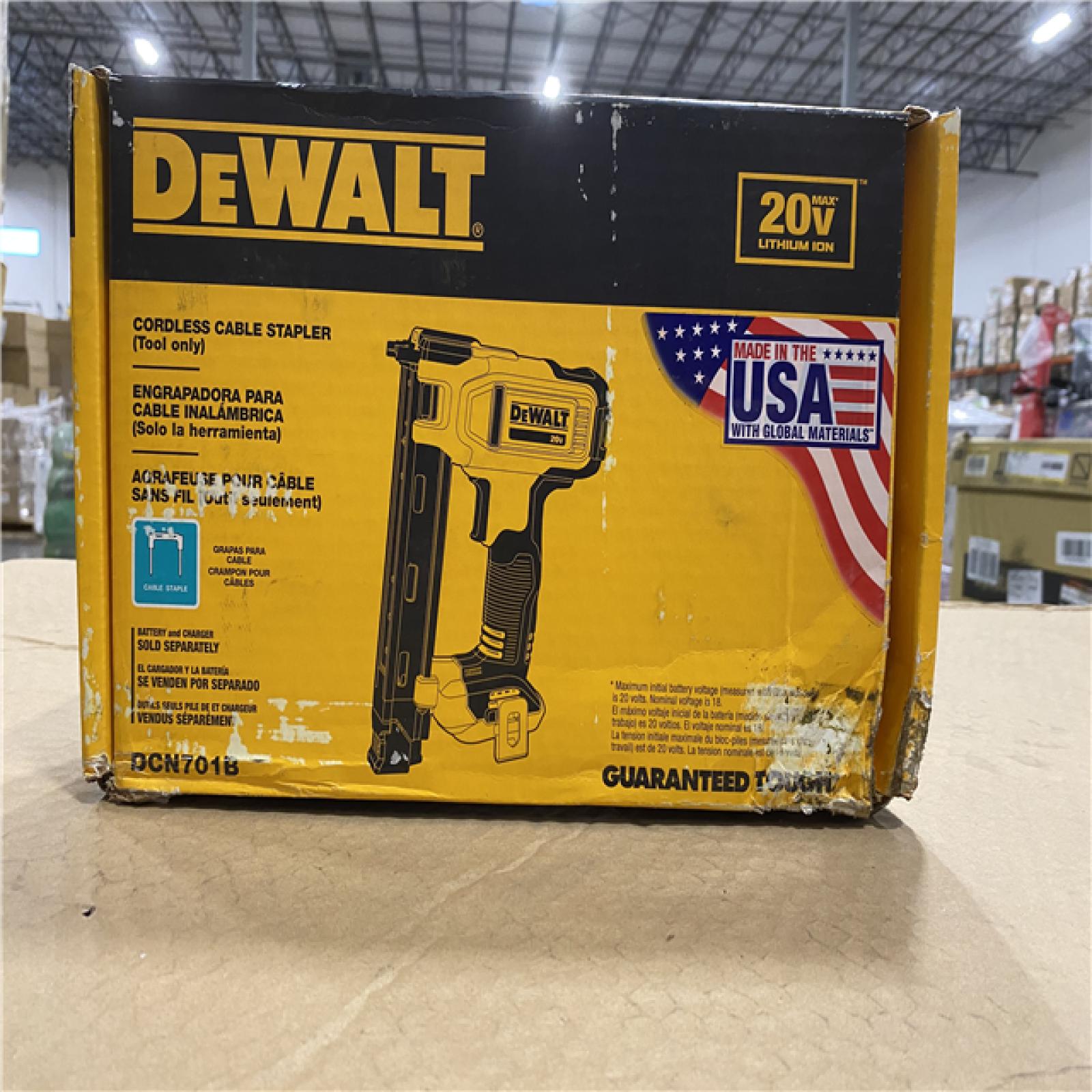 NEW! - DeWalt 20-Volt MAX Lithium-Ion Cordless Cable Stapler (Tool-Only)