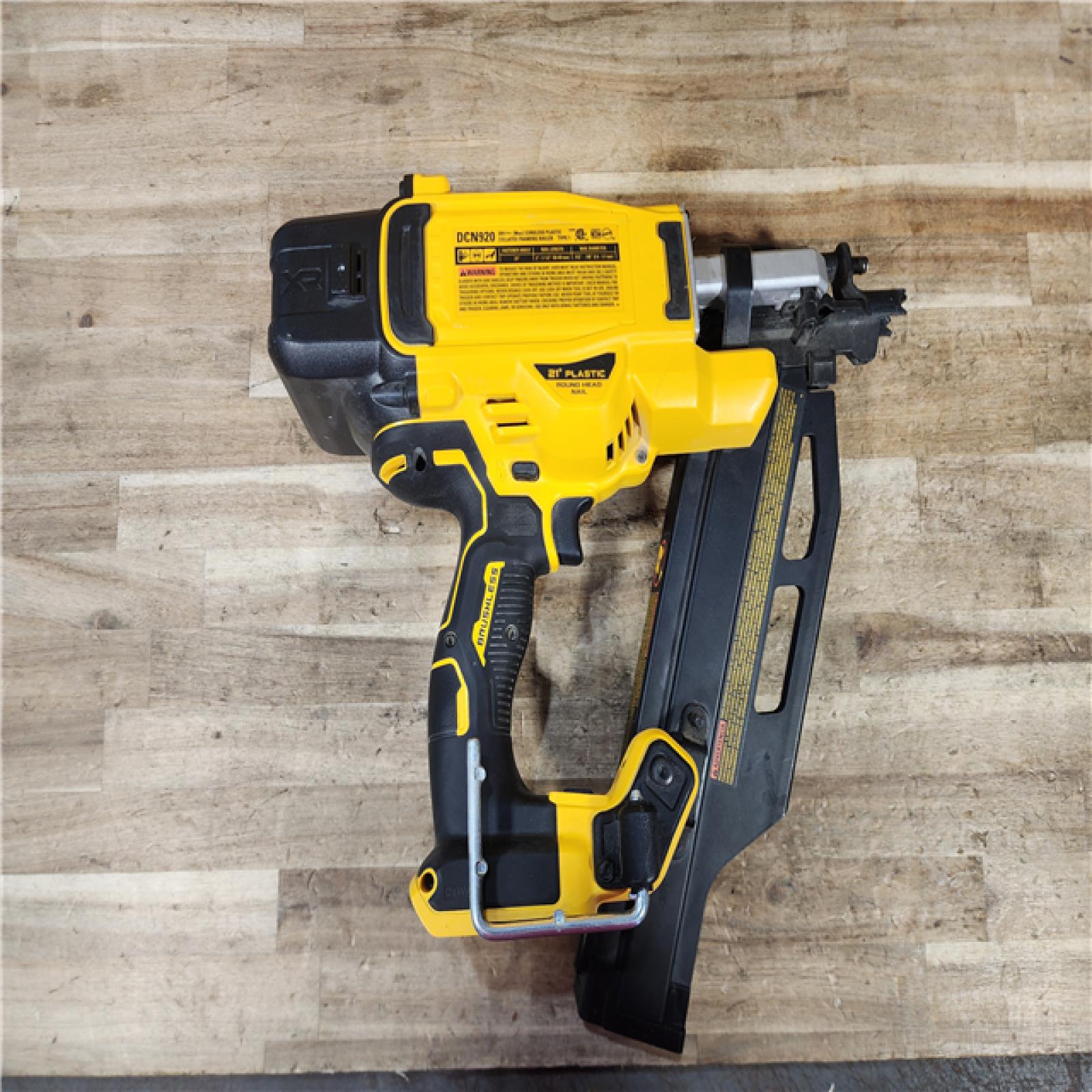 HOUSTON LOCATION - AS - IS DEWALT 20-Volt 21° Cordless Framing Nailer (Tool-Only)