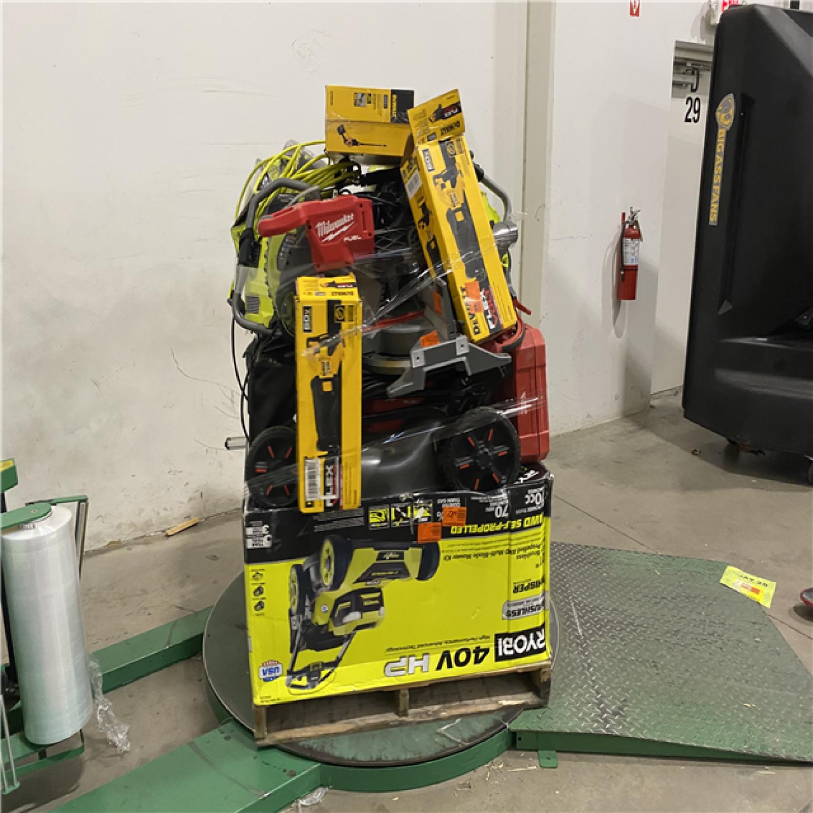 Dallas Location - As-Is Tool Pallet
