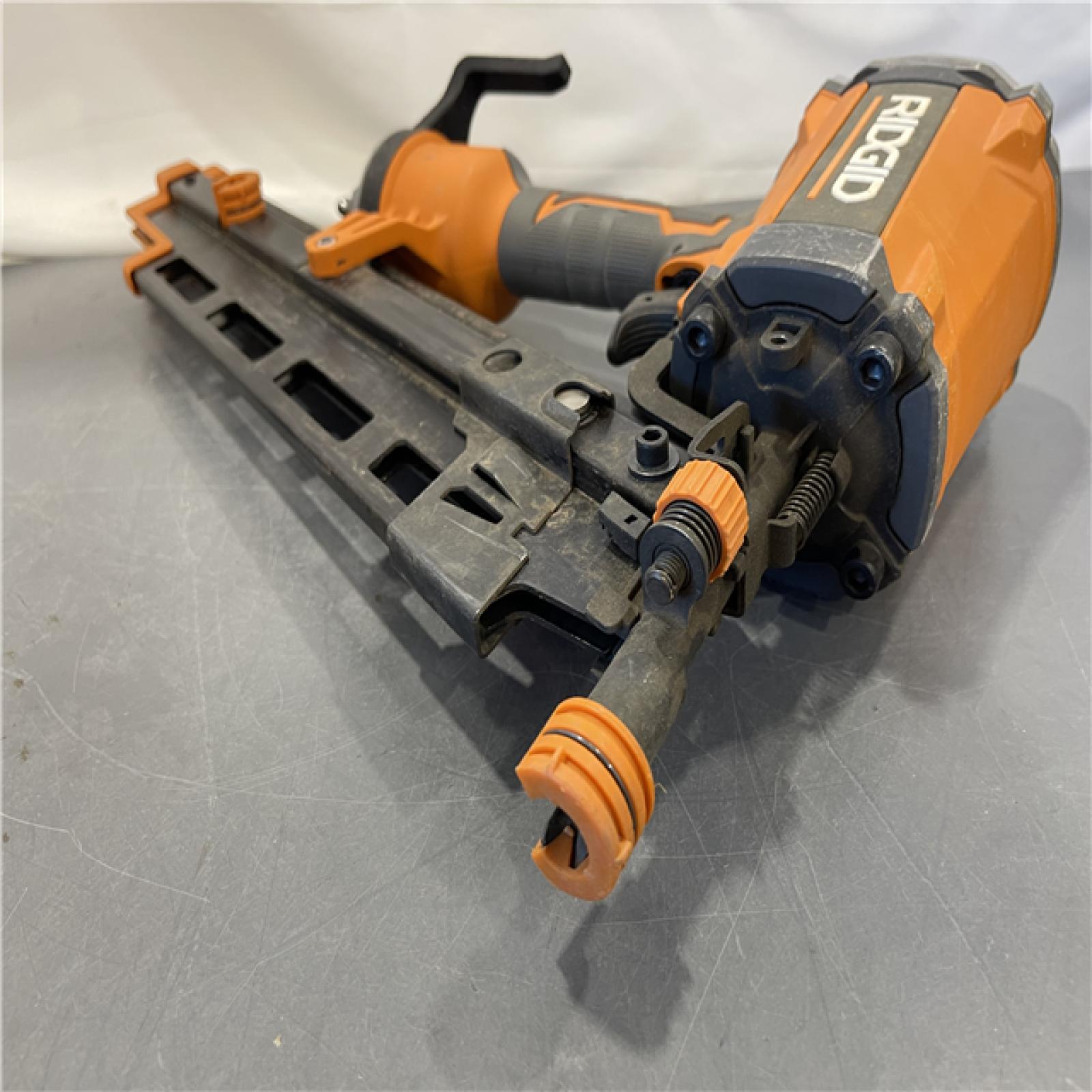 AS-IS - Ridgid Pneumatic 21-Degree 3-1/2 in. Round Head Framing Nailer