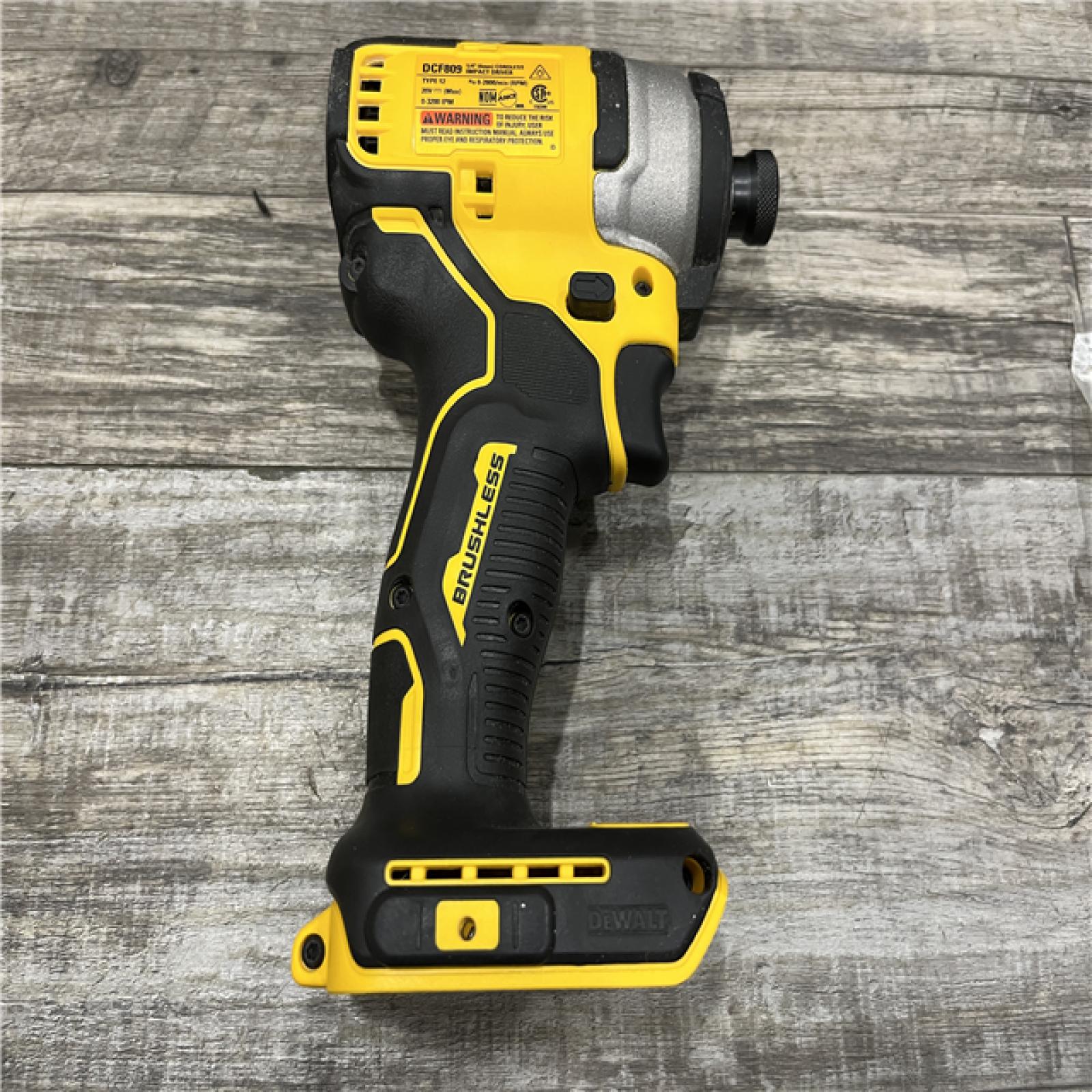 AS-IS DEWALT Atomic 20V Max Lithium-Ion Brushless Cordless Compact 1/4 in. Impact Driver Kit