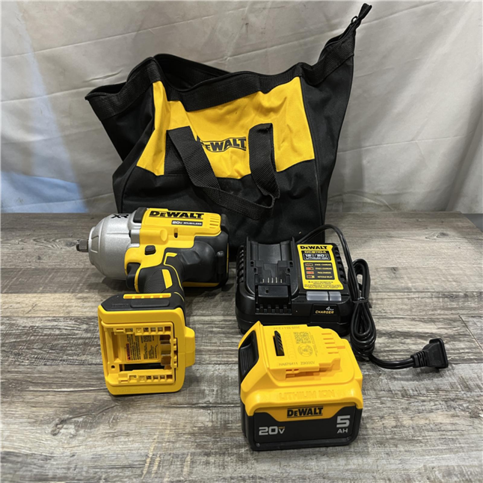 AS-IS DEWALT 20V MAX Lithium-Ion Cordless 1/2 in. Impact Wrench Kit